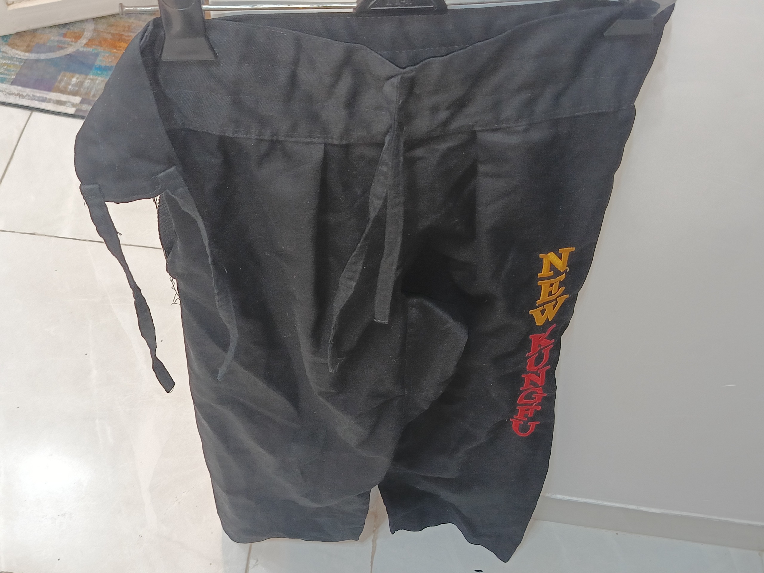 لباس نوجوان نیو کونگ فو