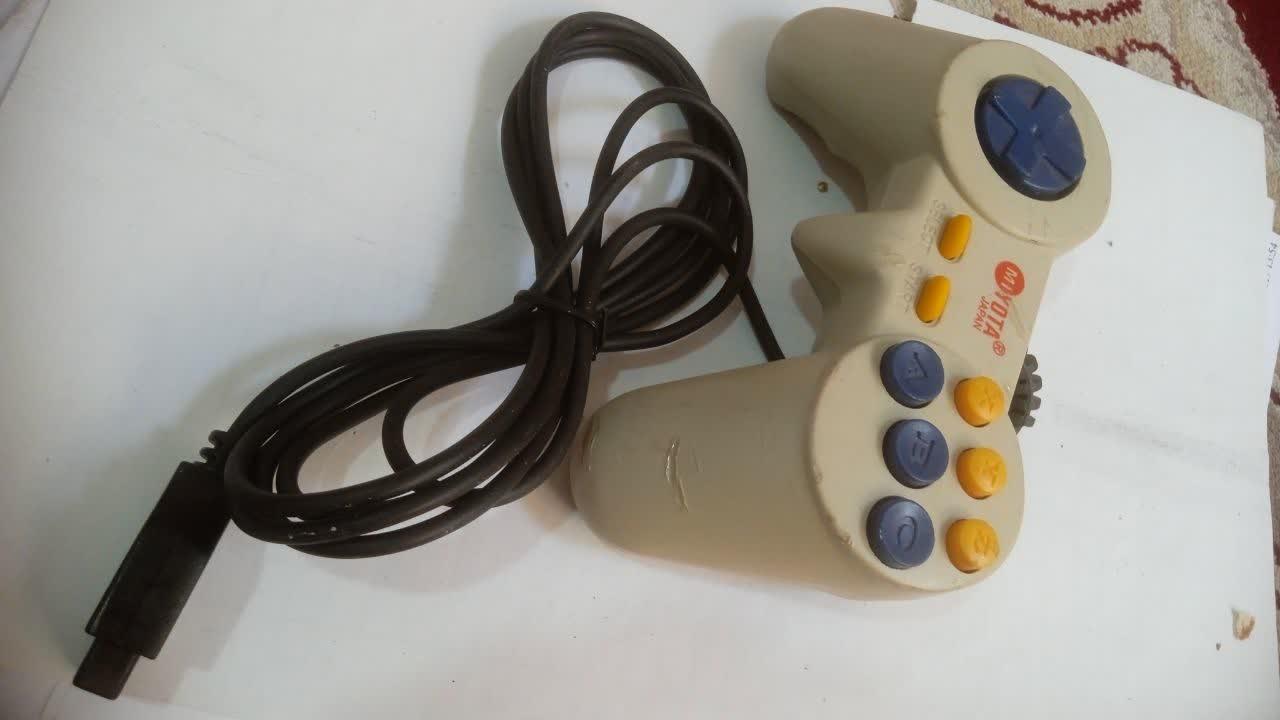 گیم پد قدیمی