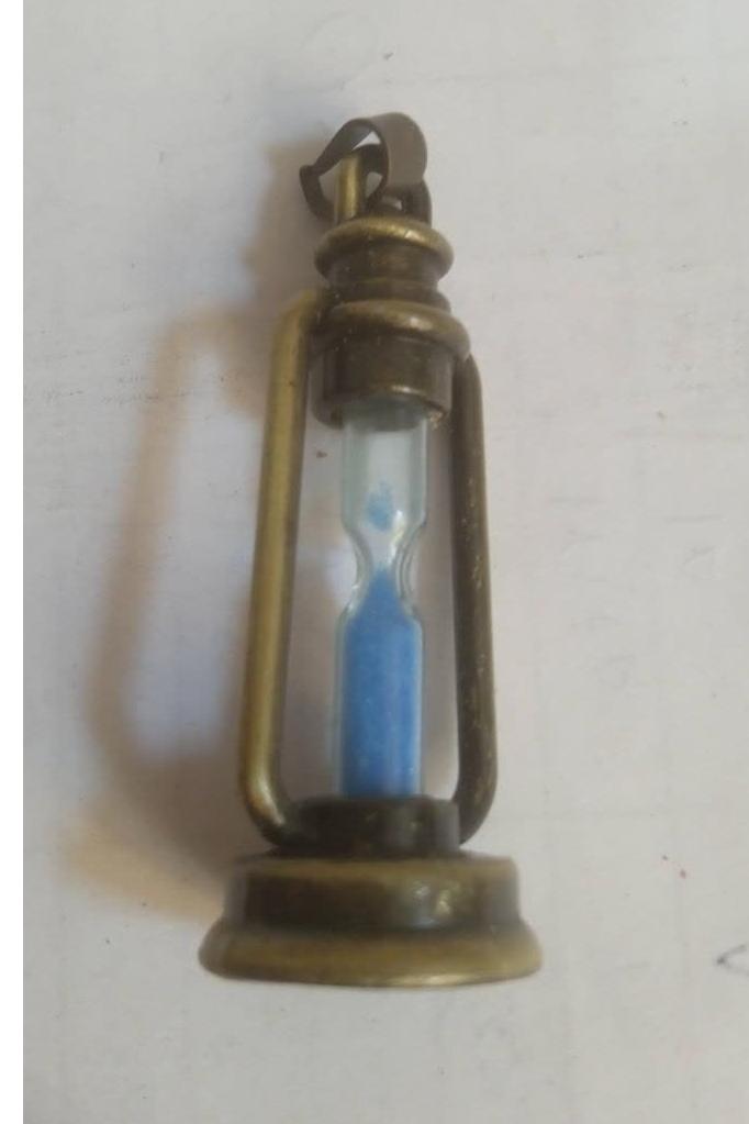 اویز و جا کلیدی  ساعت شنی