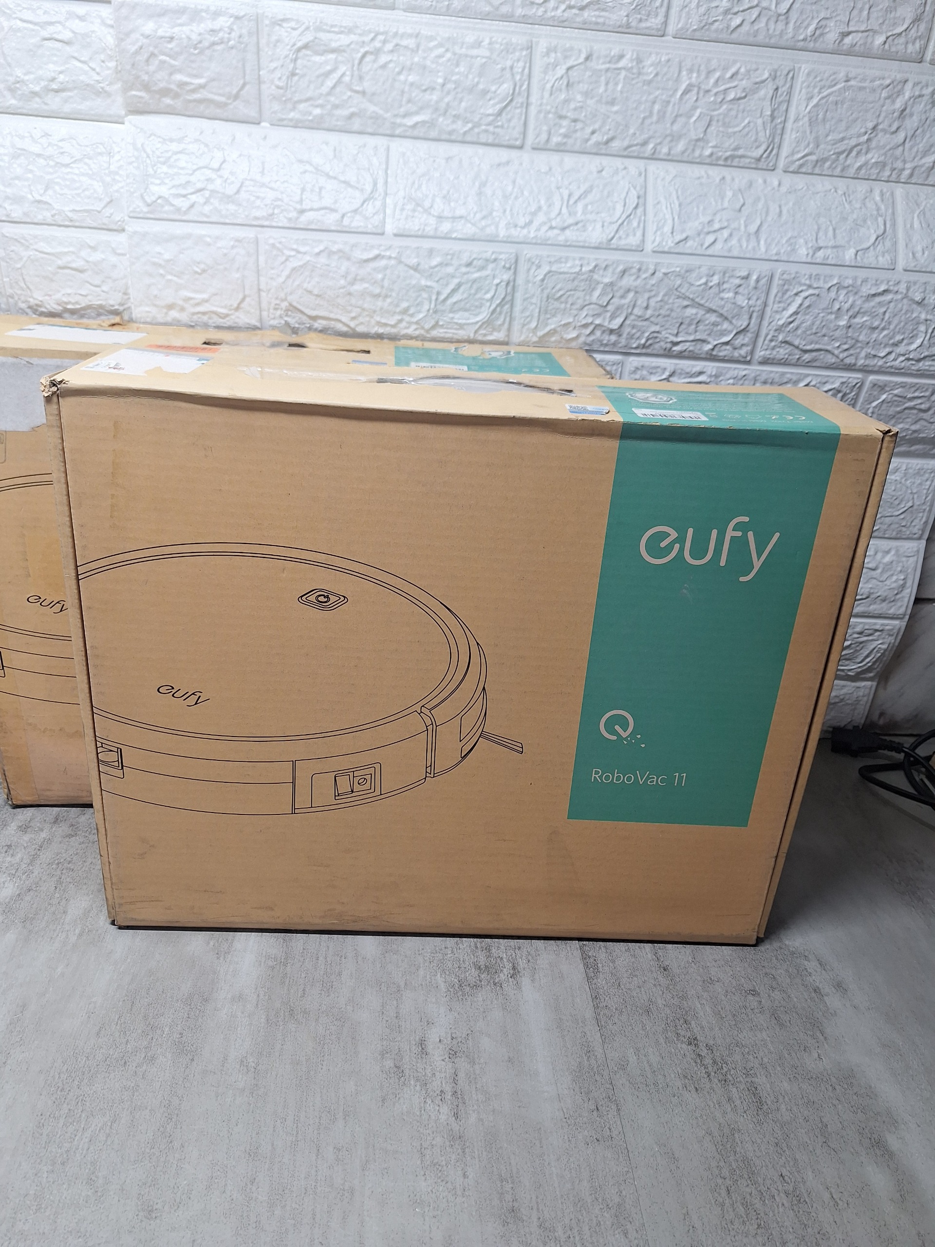 قاب و جعبه جارو رباتیک انکر سری GUFY