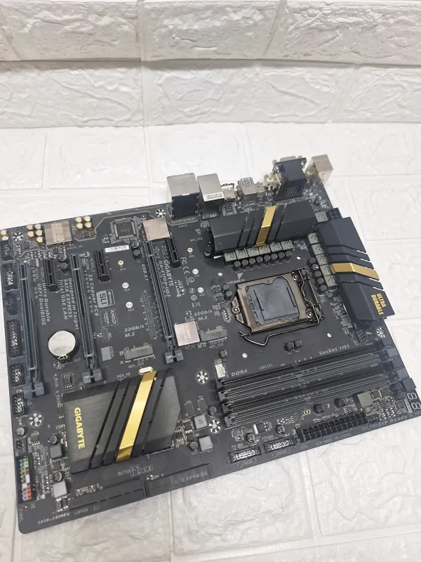 مادربرد طلا گیگابایت Z170X_UD3