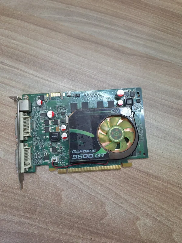 گرافیک یک گیگ خوب 9500Gt