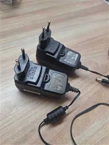 آداپتور