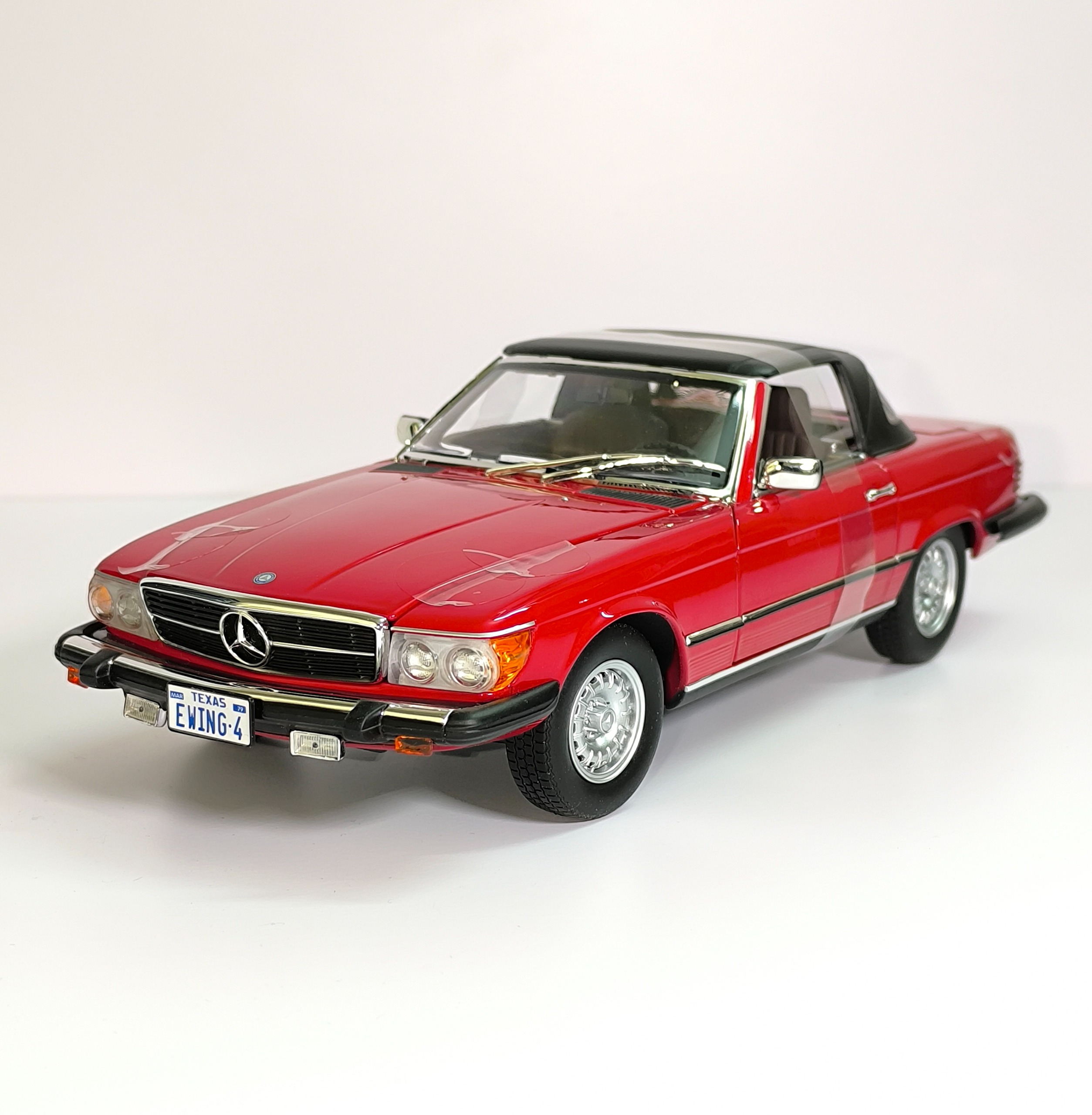 ماکت مرسدس بنز 450sl شکاری مقیاس 1/18