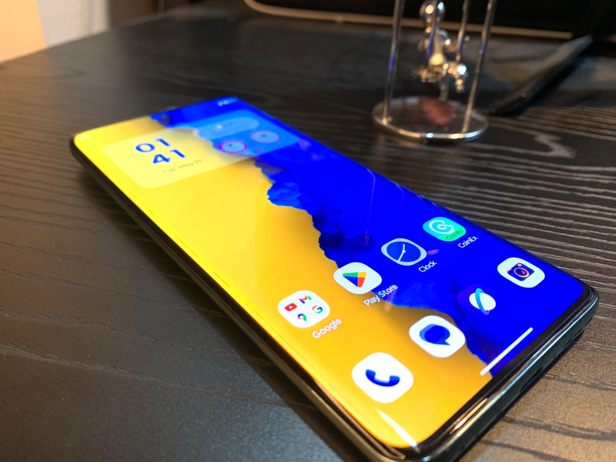 موتورولا edge 40 neo مشابه آکبند