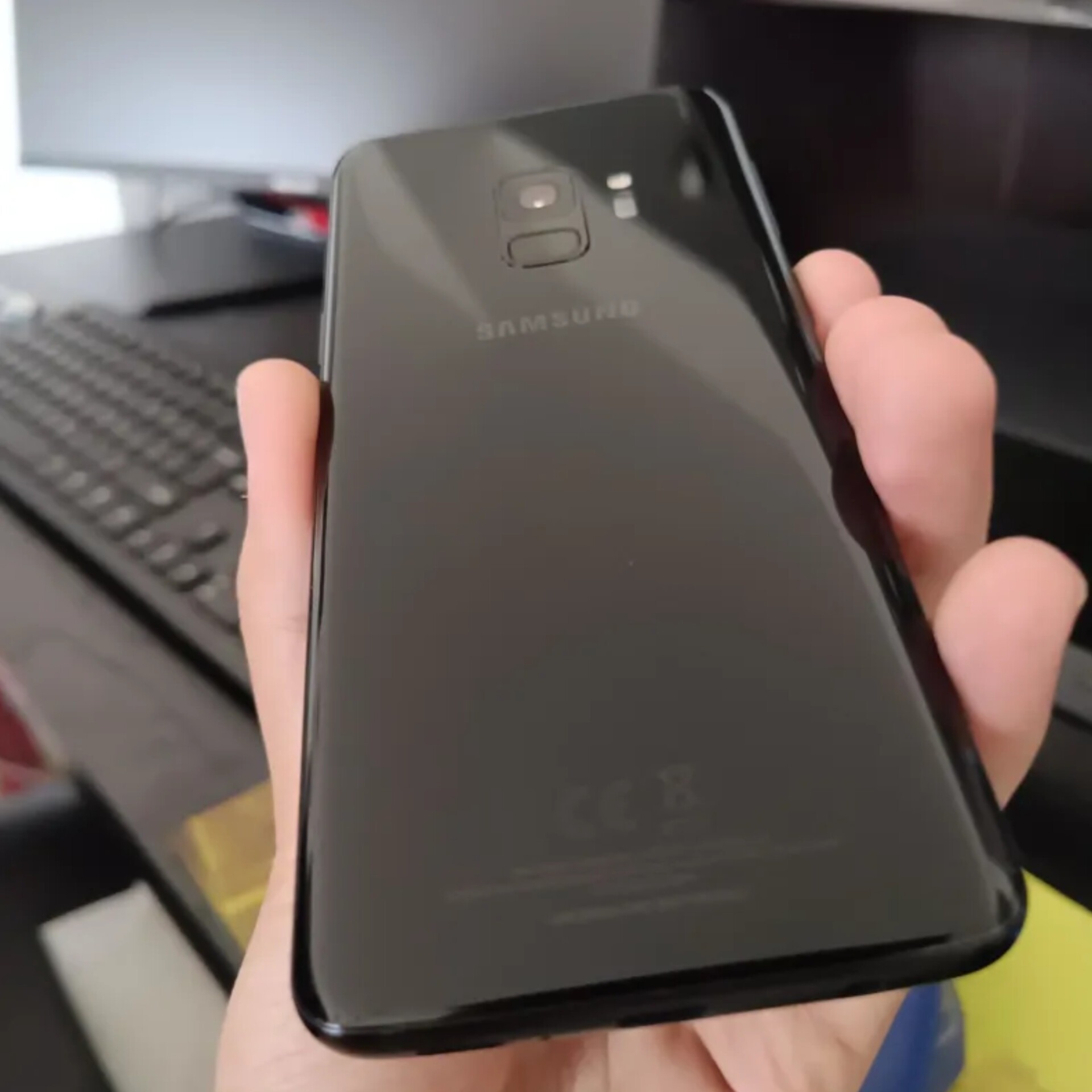 Galaxy s9 لایو دمو بدون آنتن