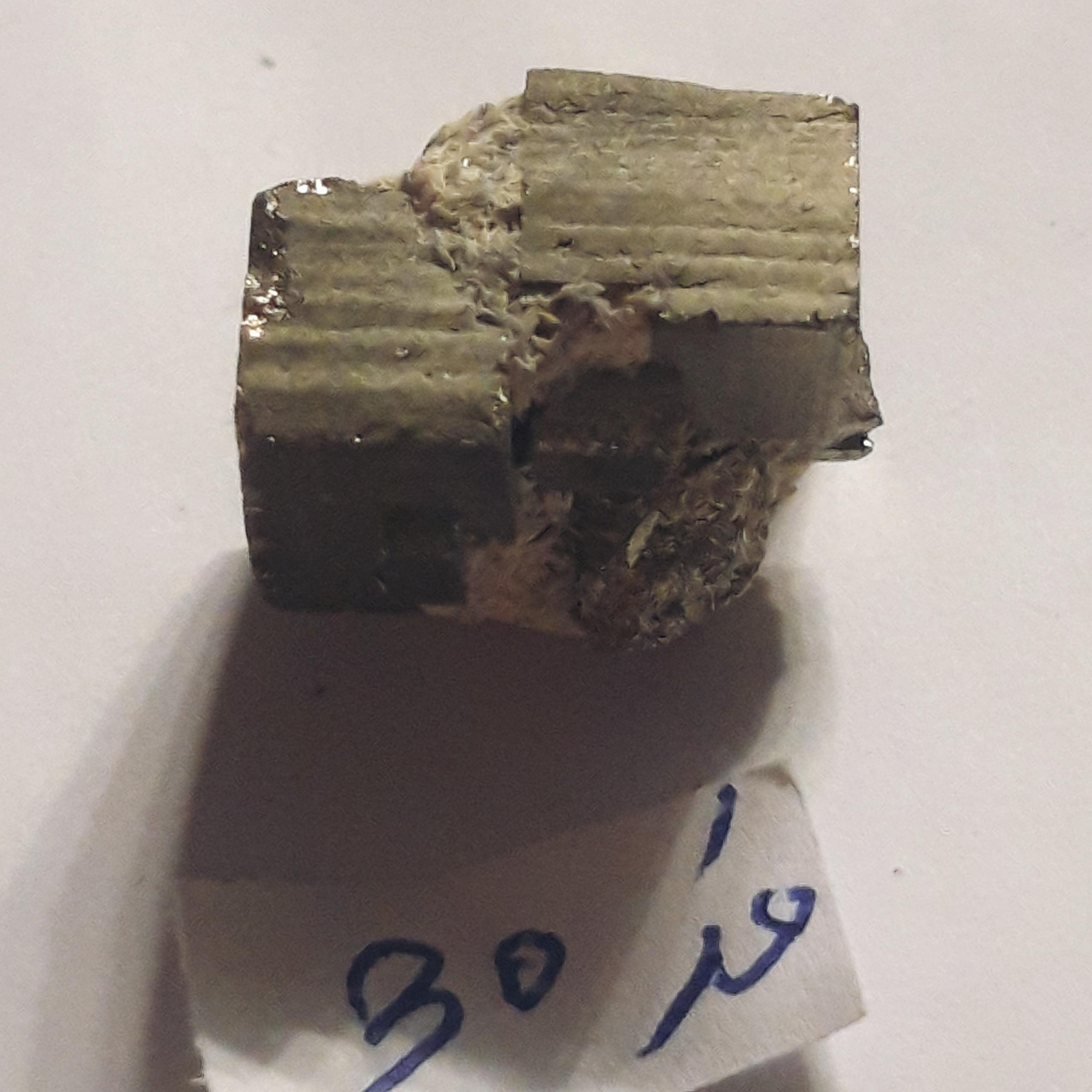 پیریت بسیار زیبا ورق بزنید