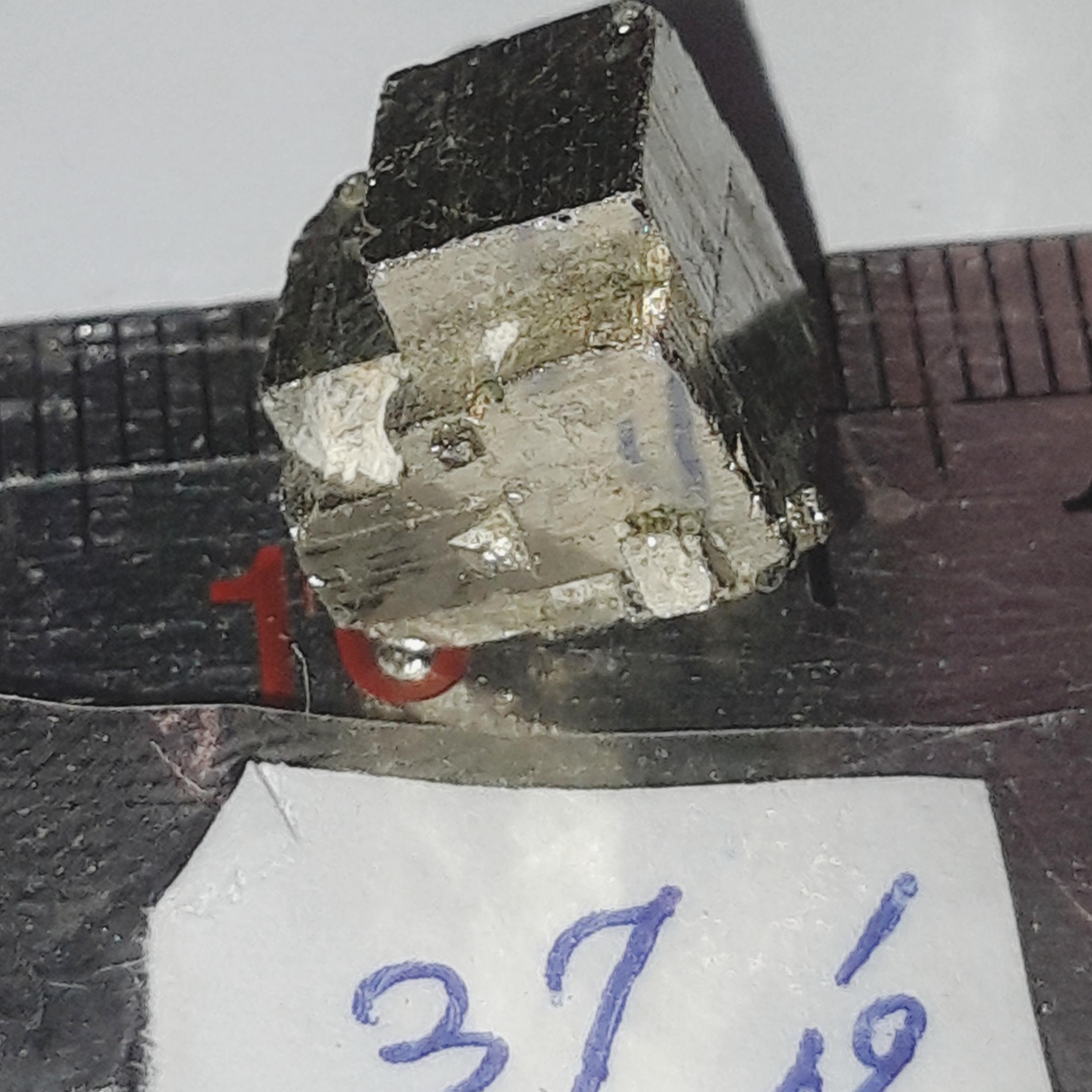 پیریت زیبا درجه یک توجه توضیحات دارد