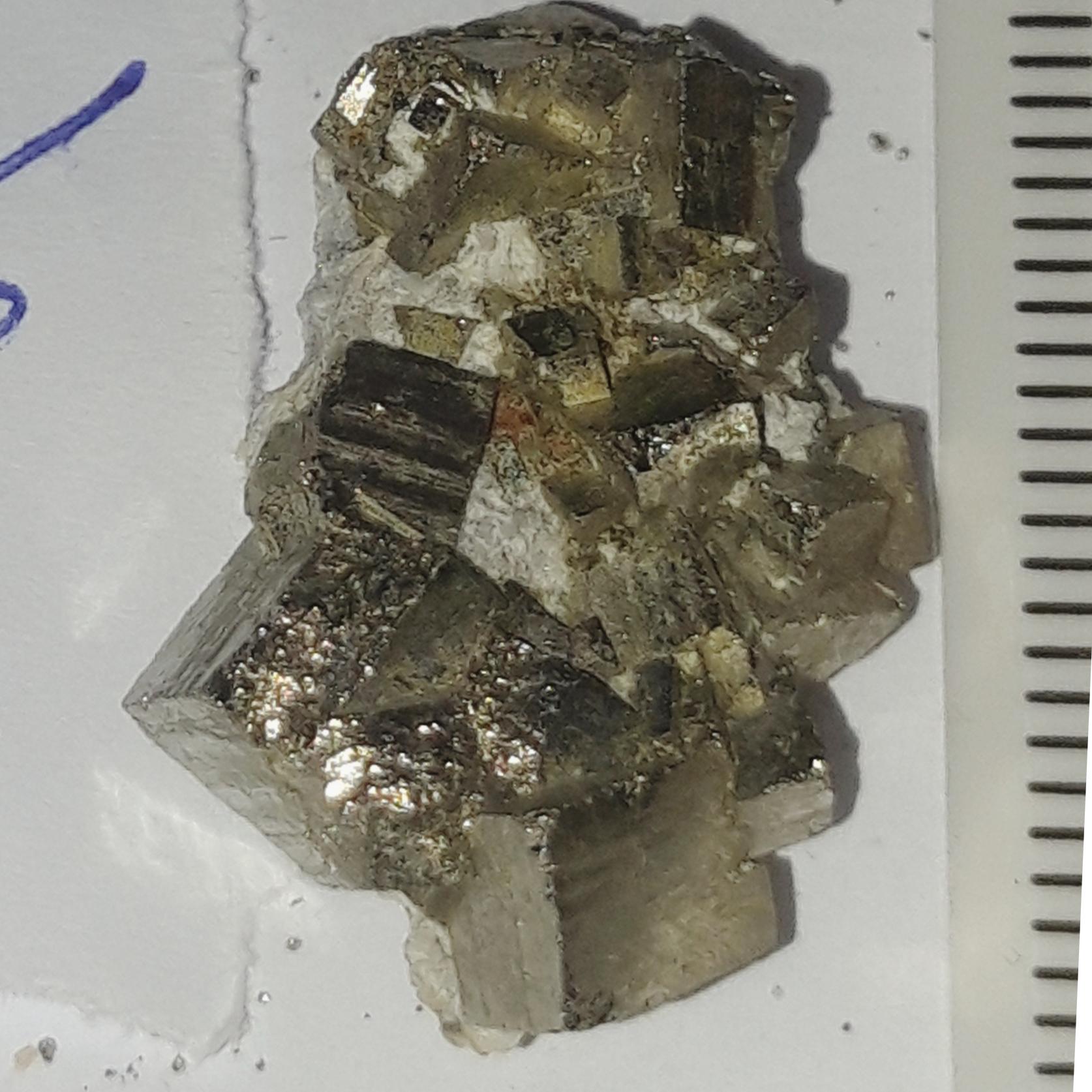 پیریت زیبا درجه یک توجه توضیحات دارد