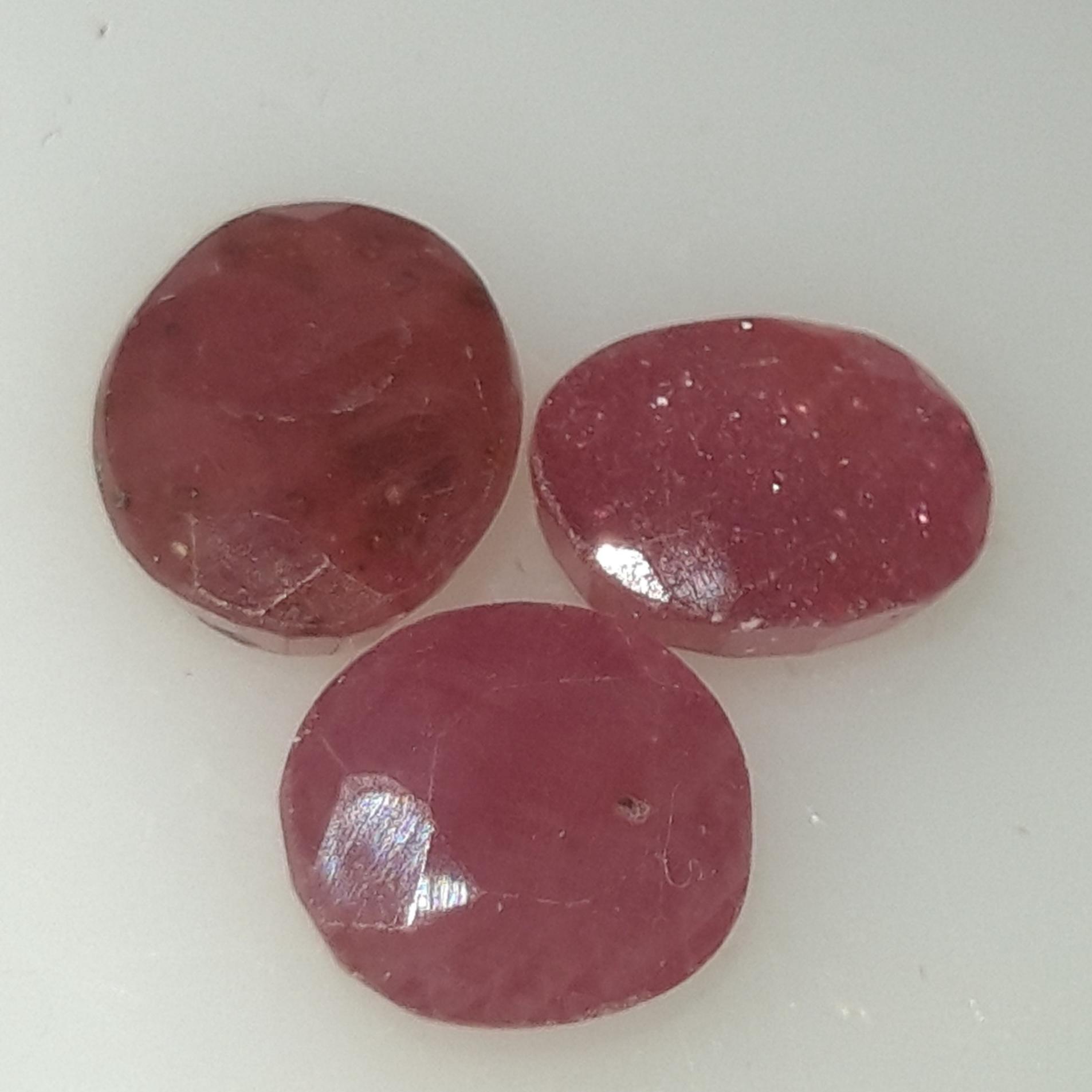 حراج حراج کالاها یاقوت های ناب آفریقا طبق توضیحات