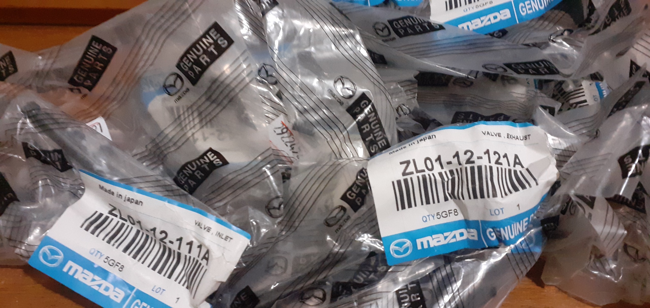 یکدست سوپاپ موتور مزدا323 اف