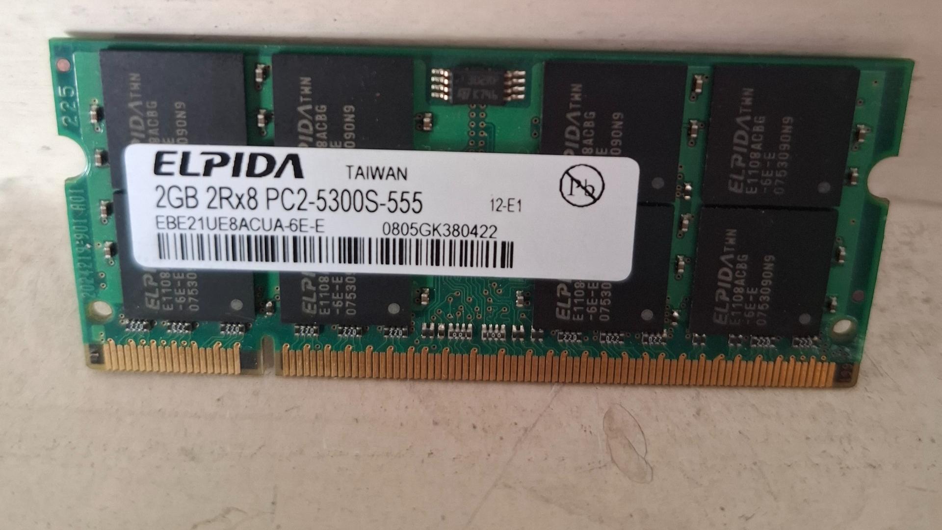 رم 2G DDR2 لپ تاپی