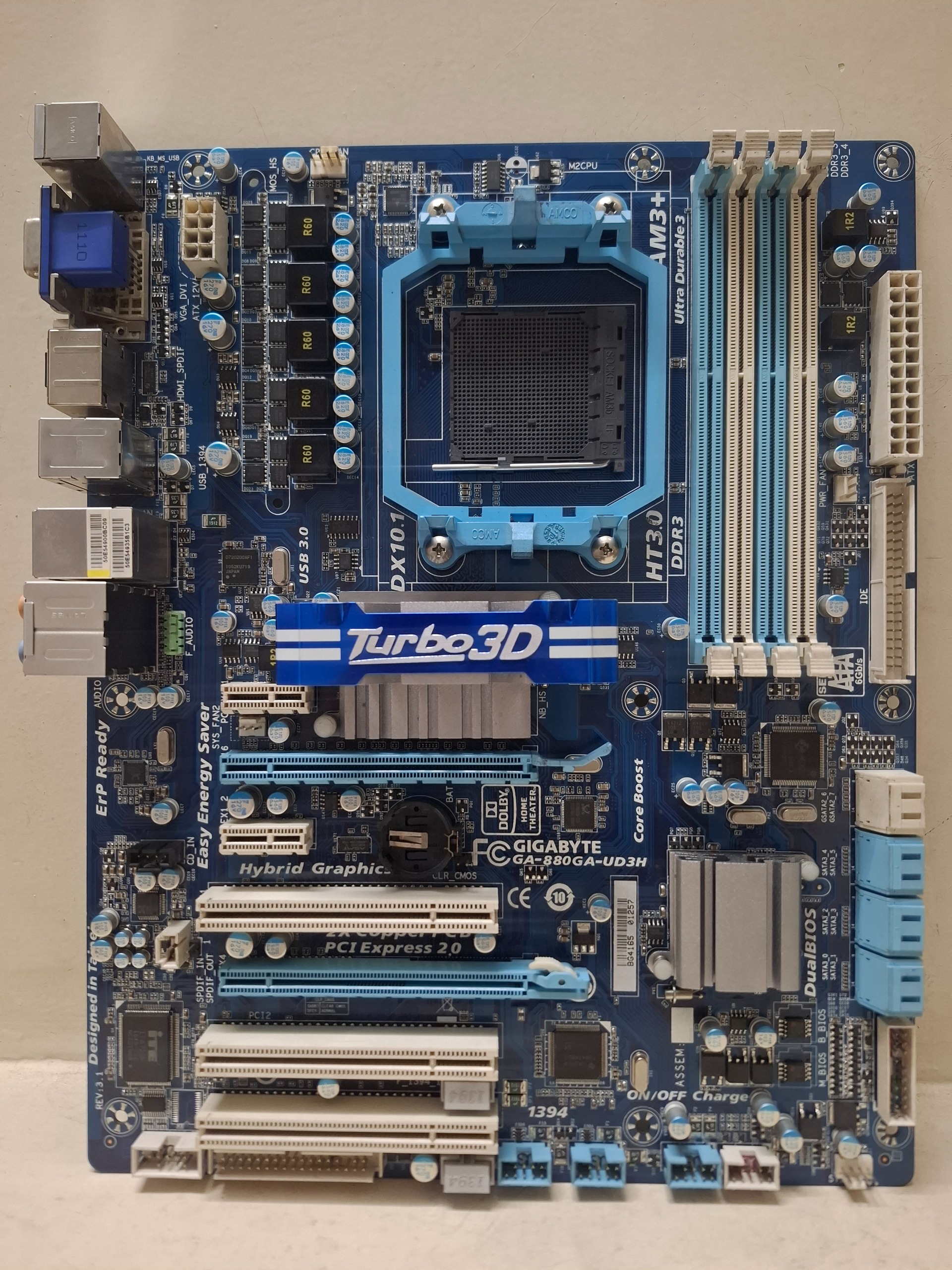 مادربرد GIGABYTE 880GA-UD3H