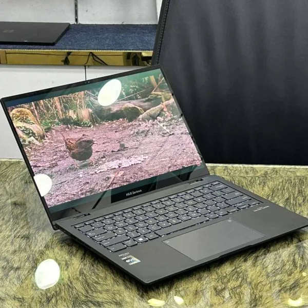 لپ تاپ Asus Zenbook flip up3404va