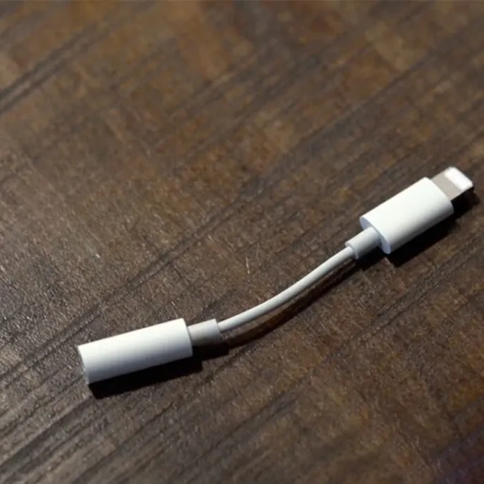 تبدیل اورجینال لایتنینگ به جک 3.5 میلیمتری Apple