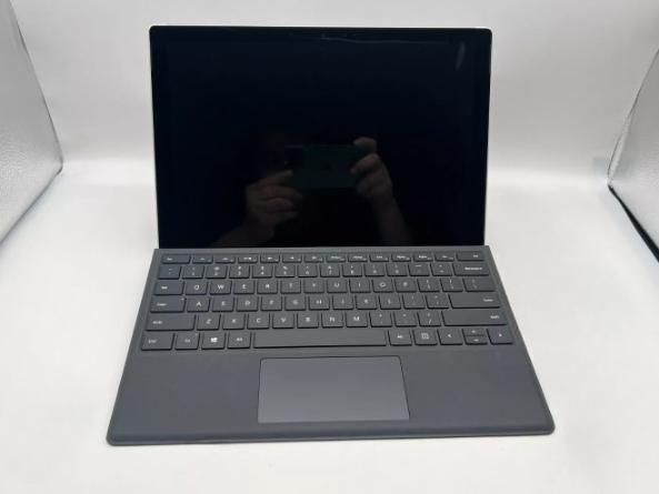 لپ تاپ Surface Pro 7 با کیبورد اورجینال