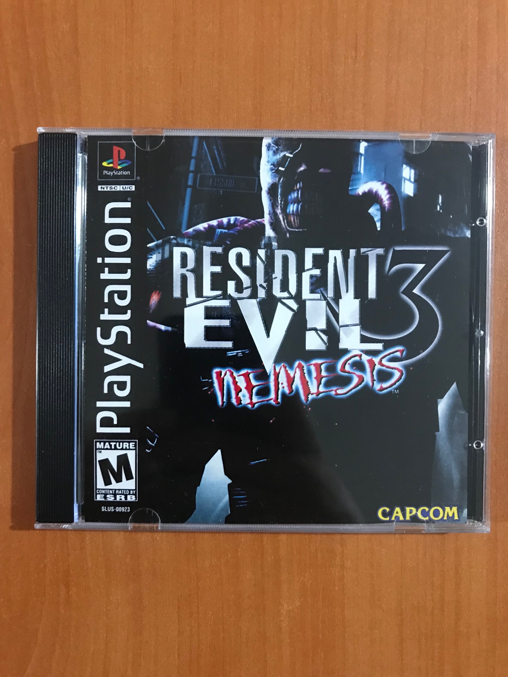 بازی اویل 3 مالزی با دفترچه