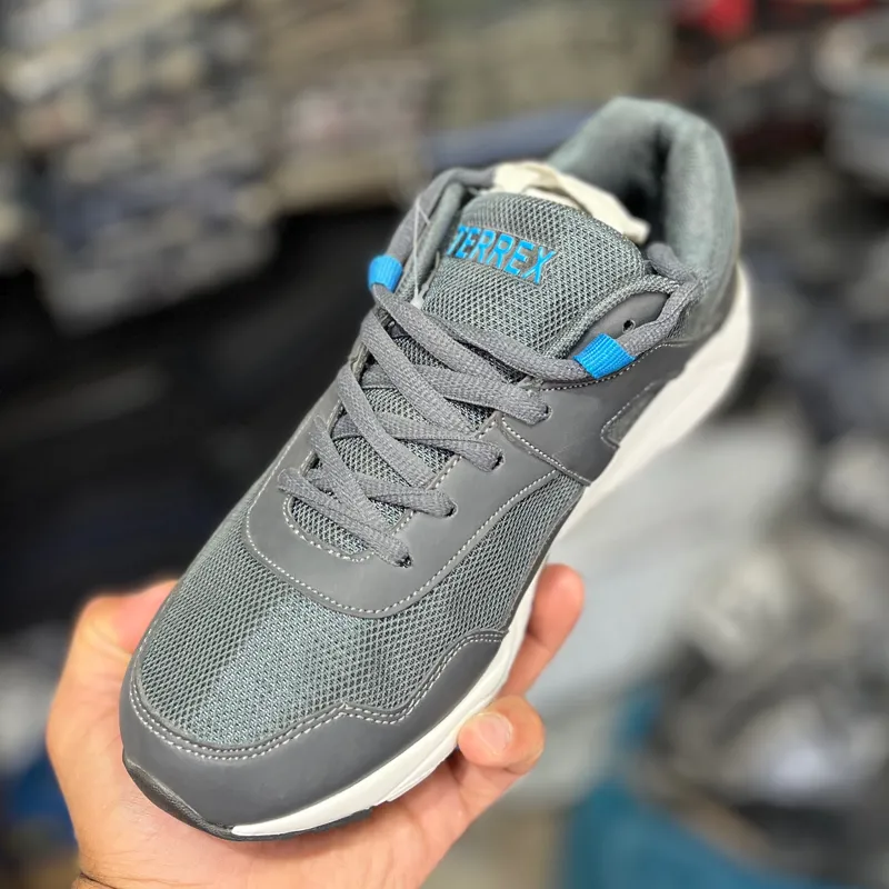 کفش کتونی مردانه خارجی طوسی terex 44