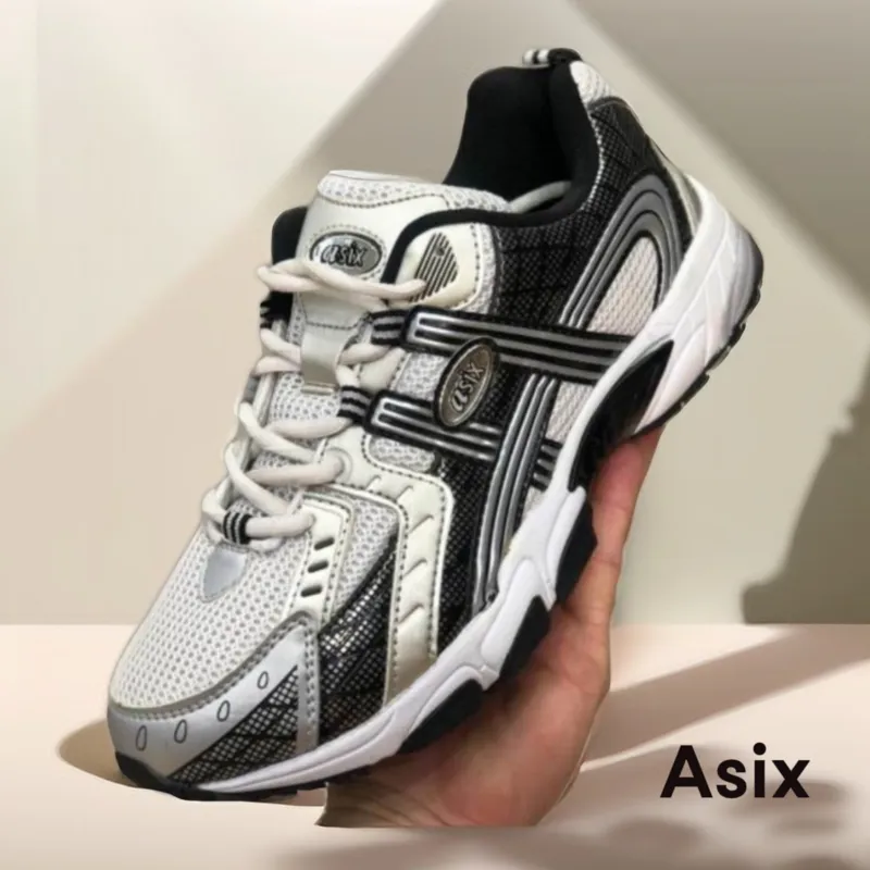 کفش کتونی ASICS خارجی