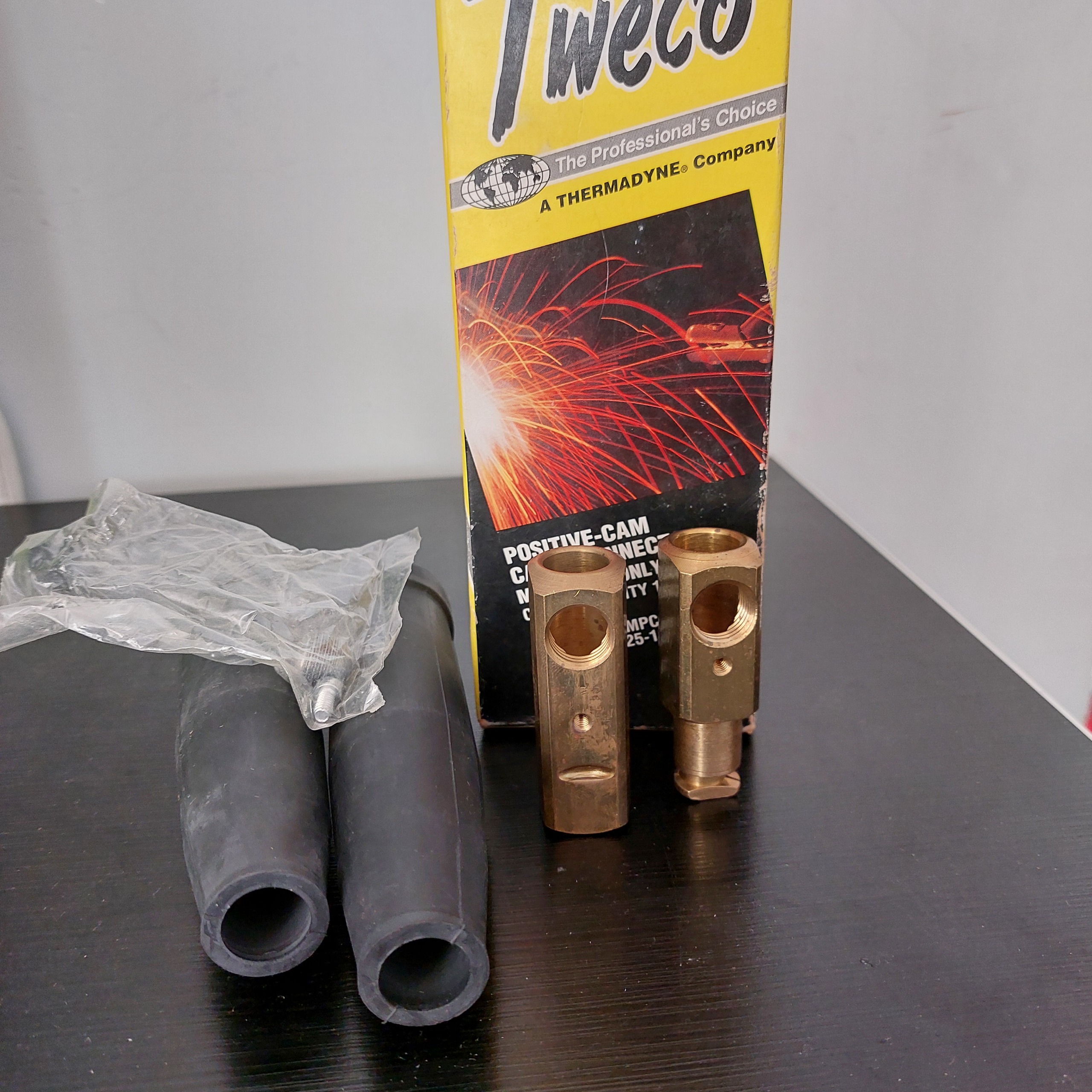 اتصال دهنده کابل برق، آمریکایی ،جوشکاری و فنی