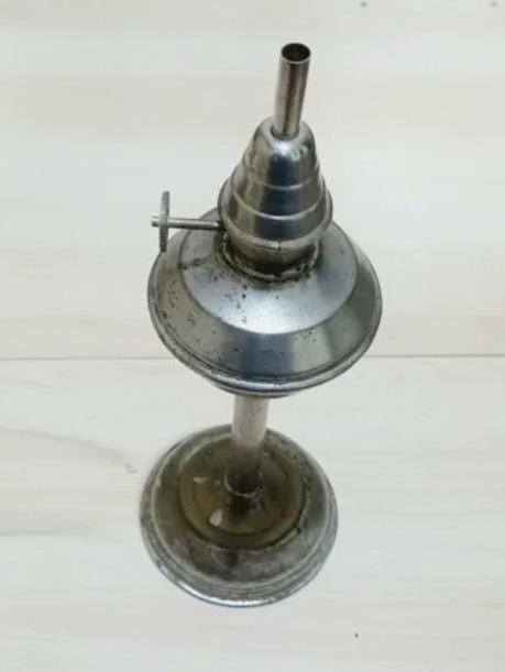 چراغ الکلی برنجی قدیمی اروپایی وارداتی