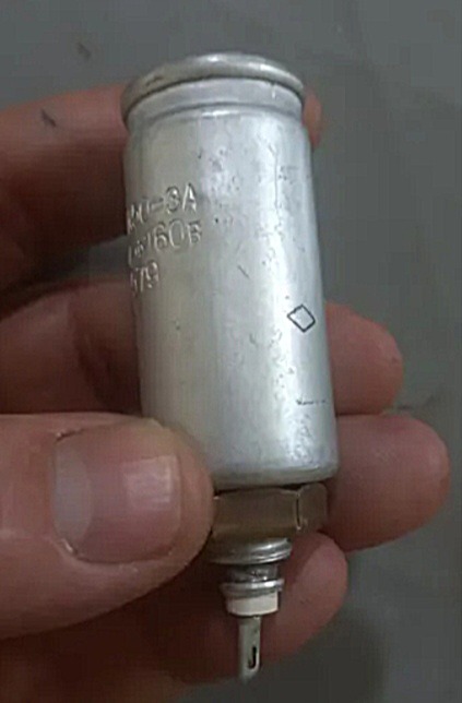خازن روسی یا کندانسور