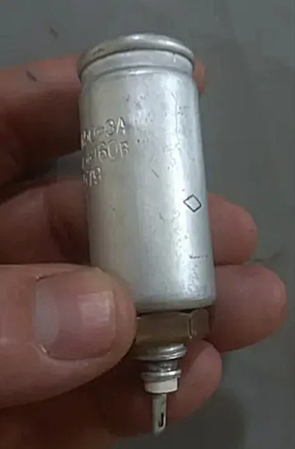 خازن روسی یا کندانسور
