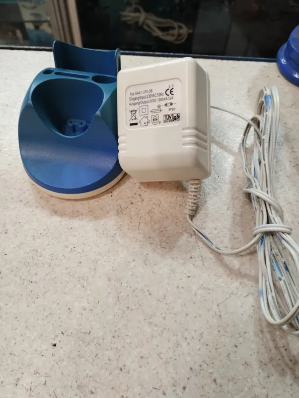 شارژر و پایه شارژ سرزنی myson 111