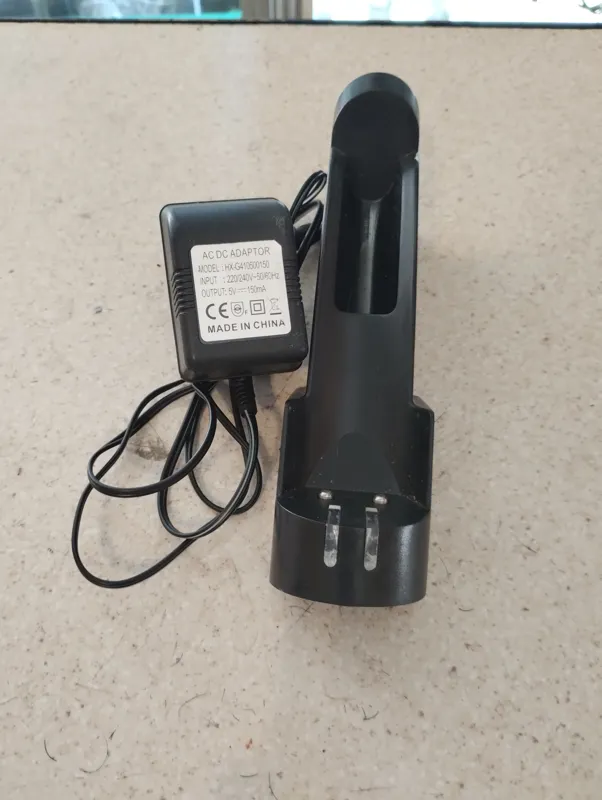 شارژر و پایه شارژ دینگ لینگ شارژی