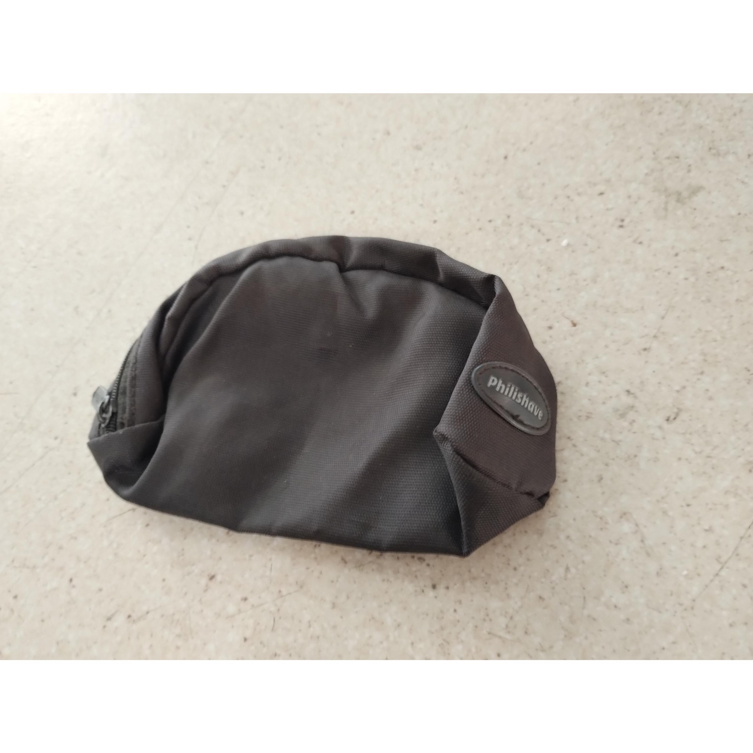 کیف ریش تراش فیلیپس 2