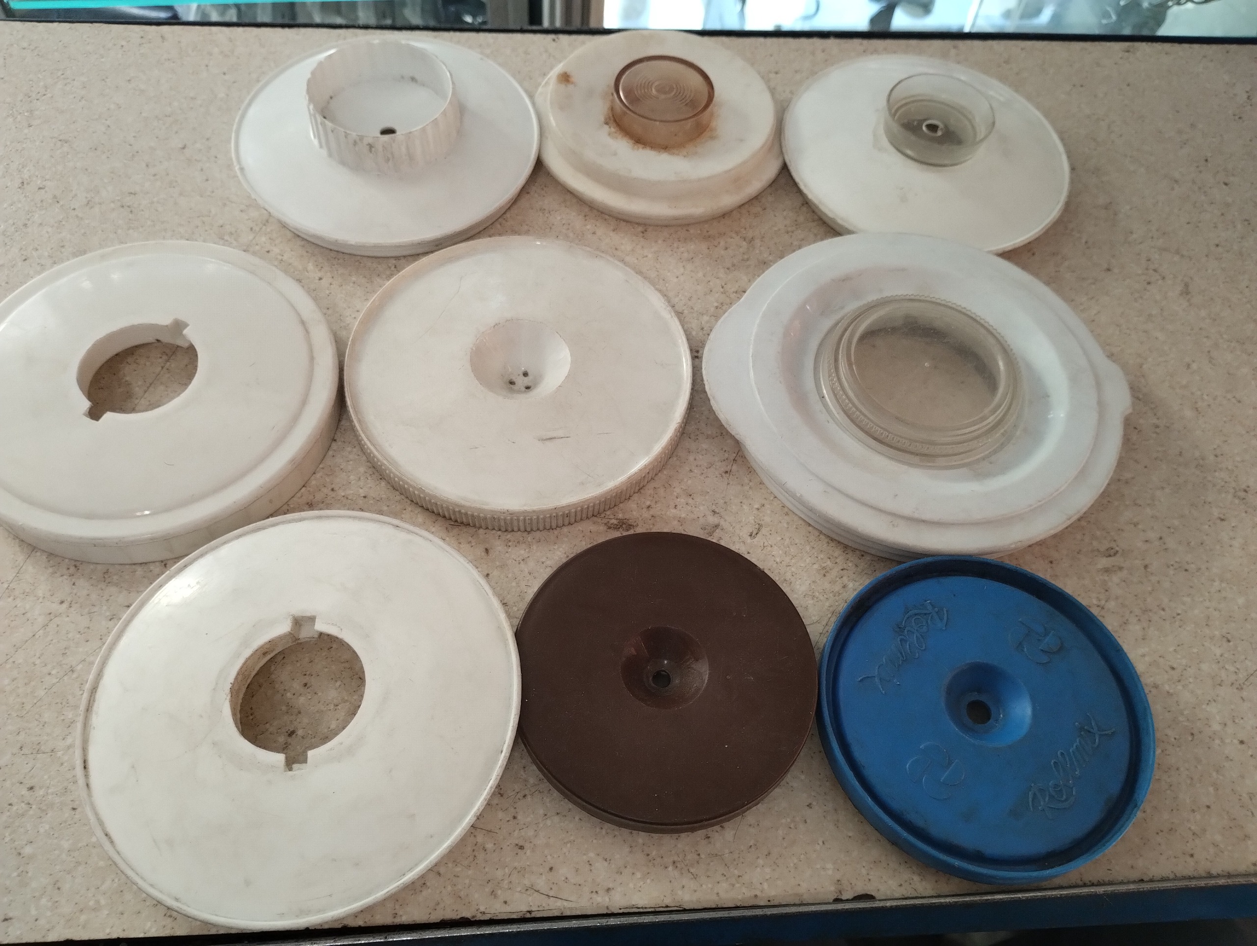 19 تا سر مخلوط کن و آسیاب