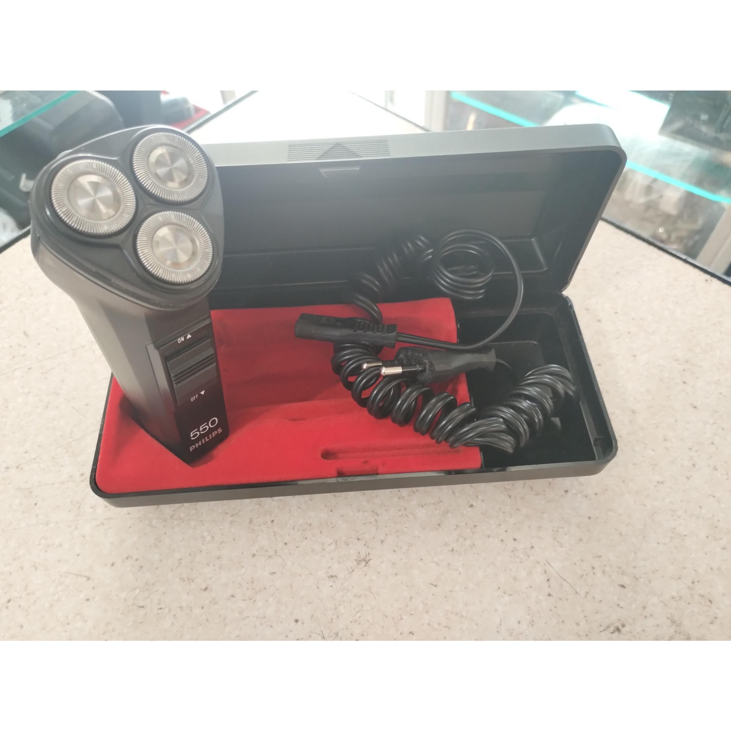 ریش تراش فیلیپس 550 برقی اصل هلند