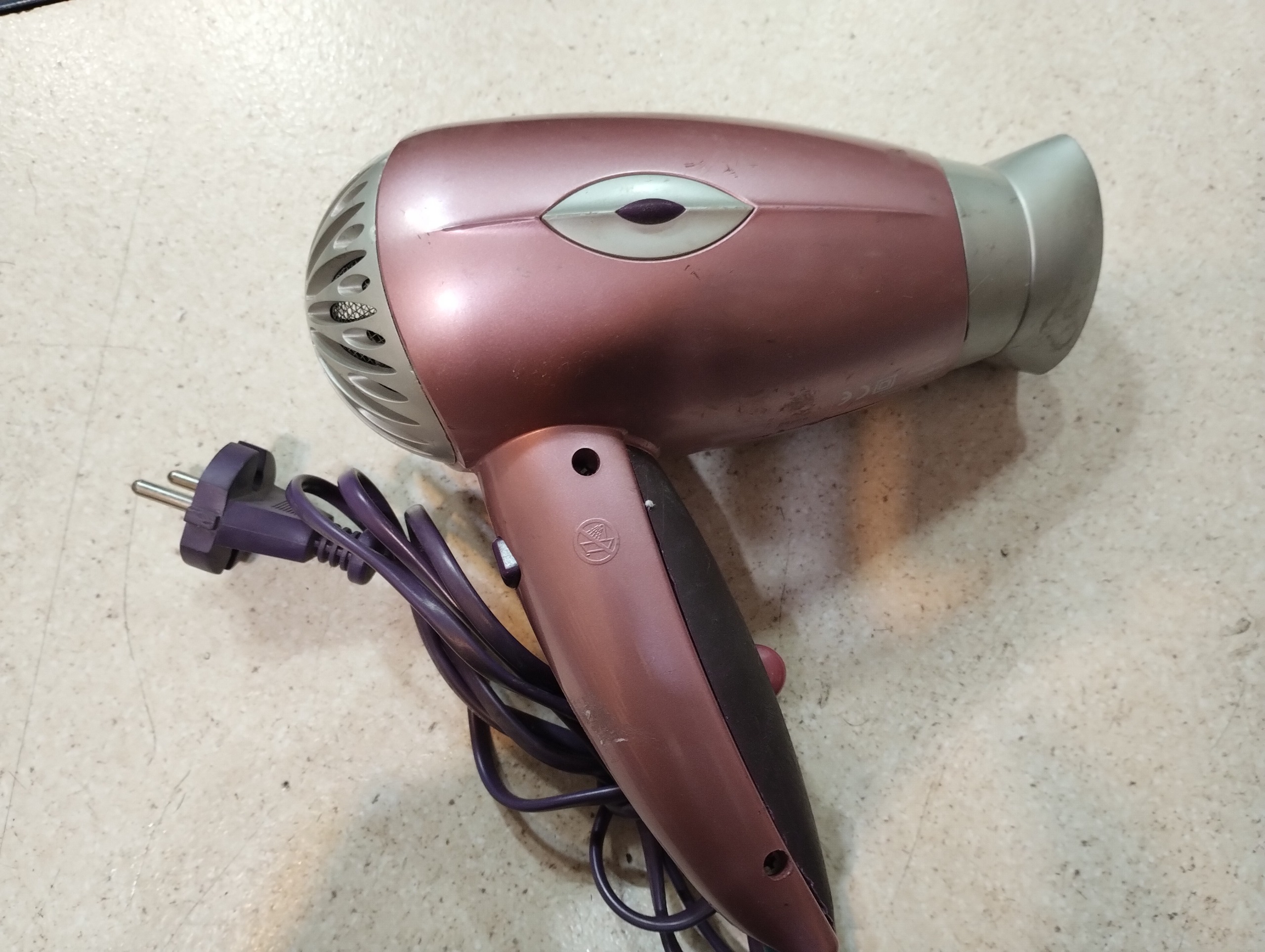 سشوار مسافرتی مولینکس چینی