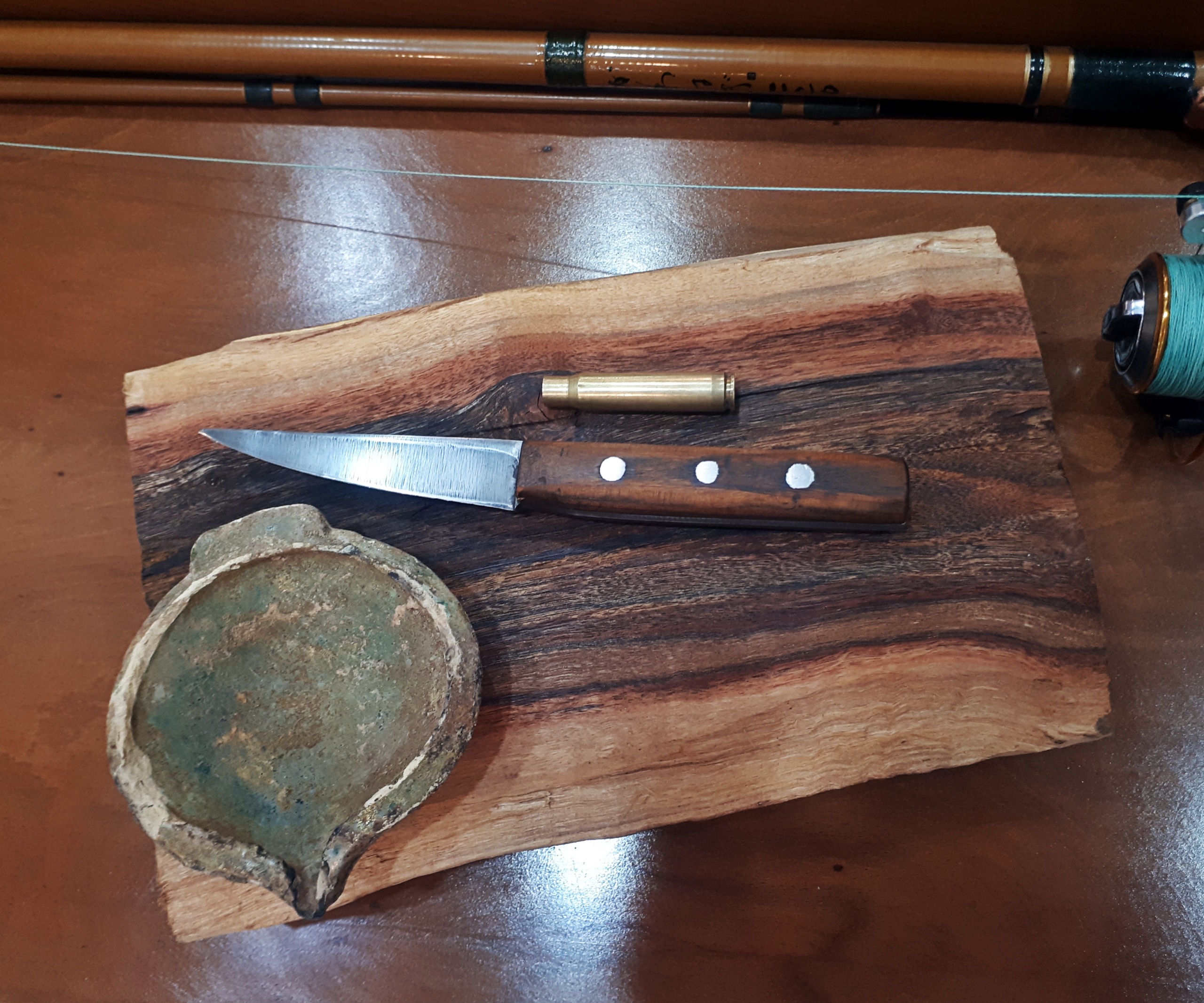 چاقو طبیعت گردی