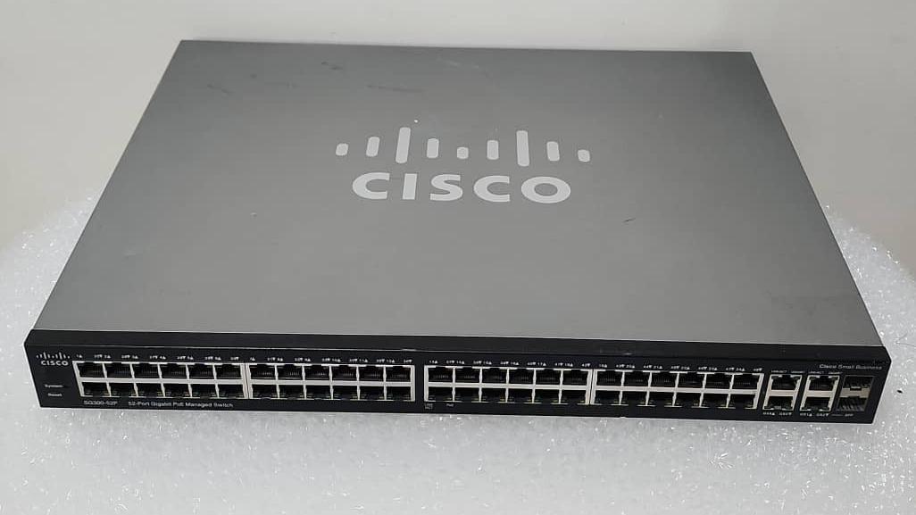 سوئیچ شبکه PoE سیسکو 48 پورت SG300-52P