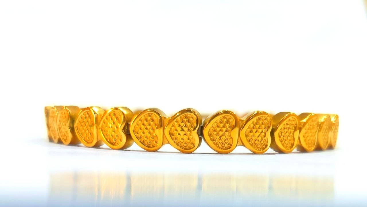 دستبند مغناطیسی برند هلثی لایف مدل LOVELY