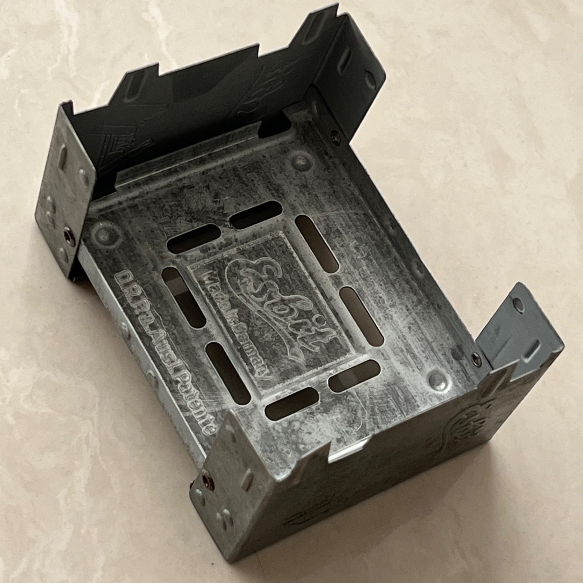 منقل ایشبیت آلمان بوشکرفت