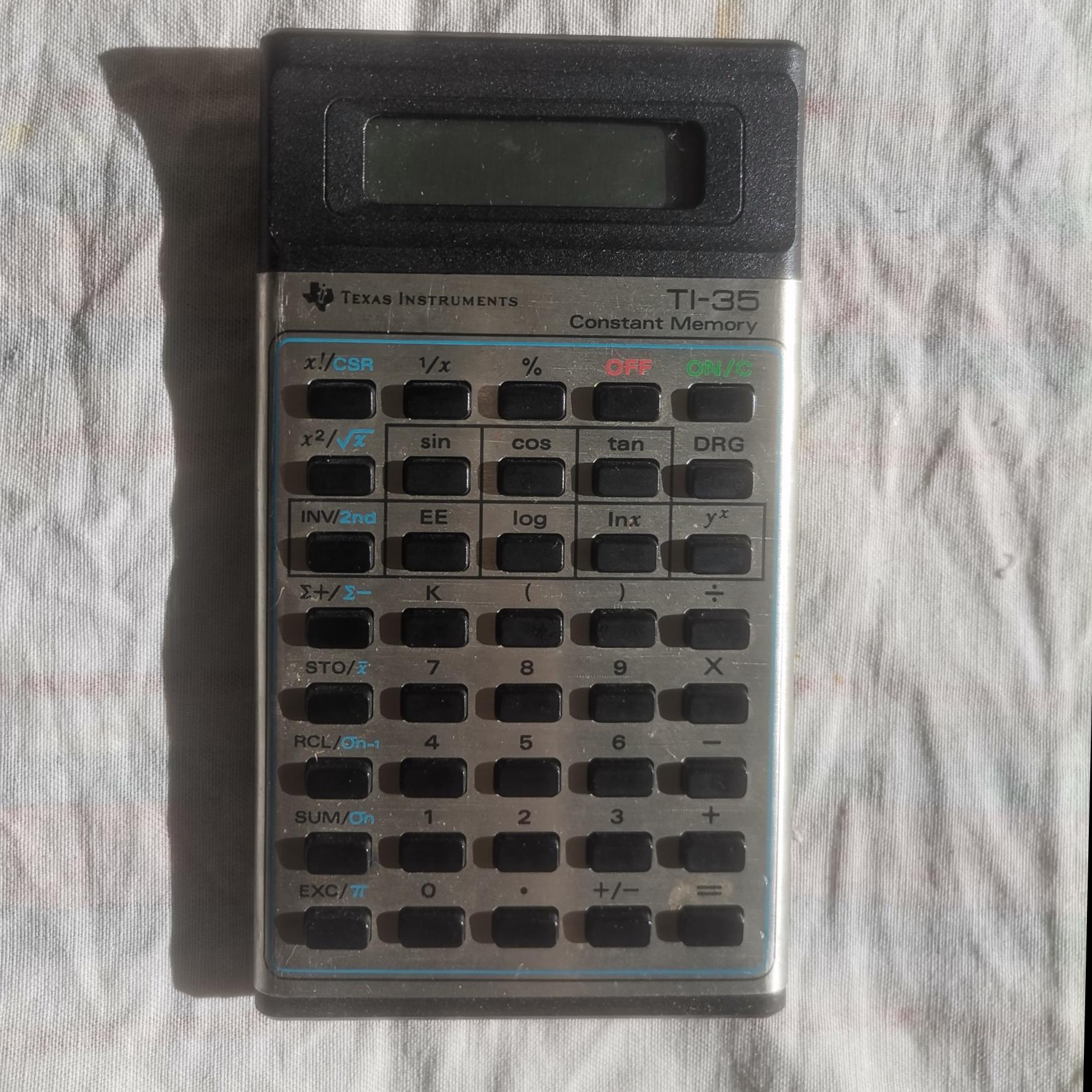 Texas instruments ماشین حساب سال 1982