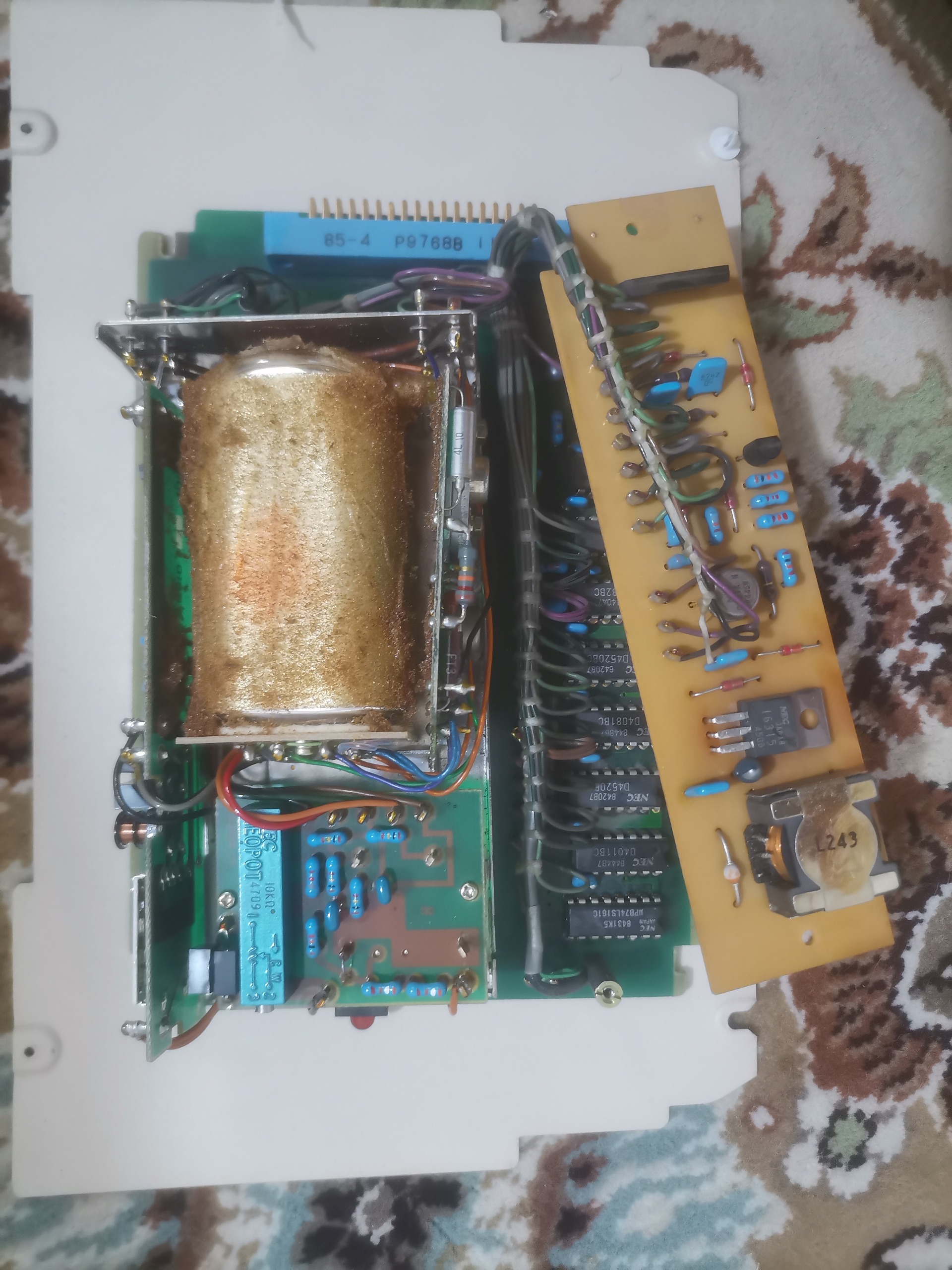 280 گرم برد لامپی کلکسیونی مخابراتی NEC پایه طلا