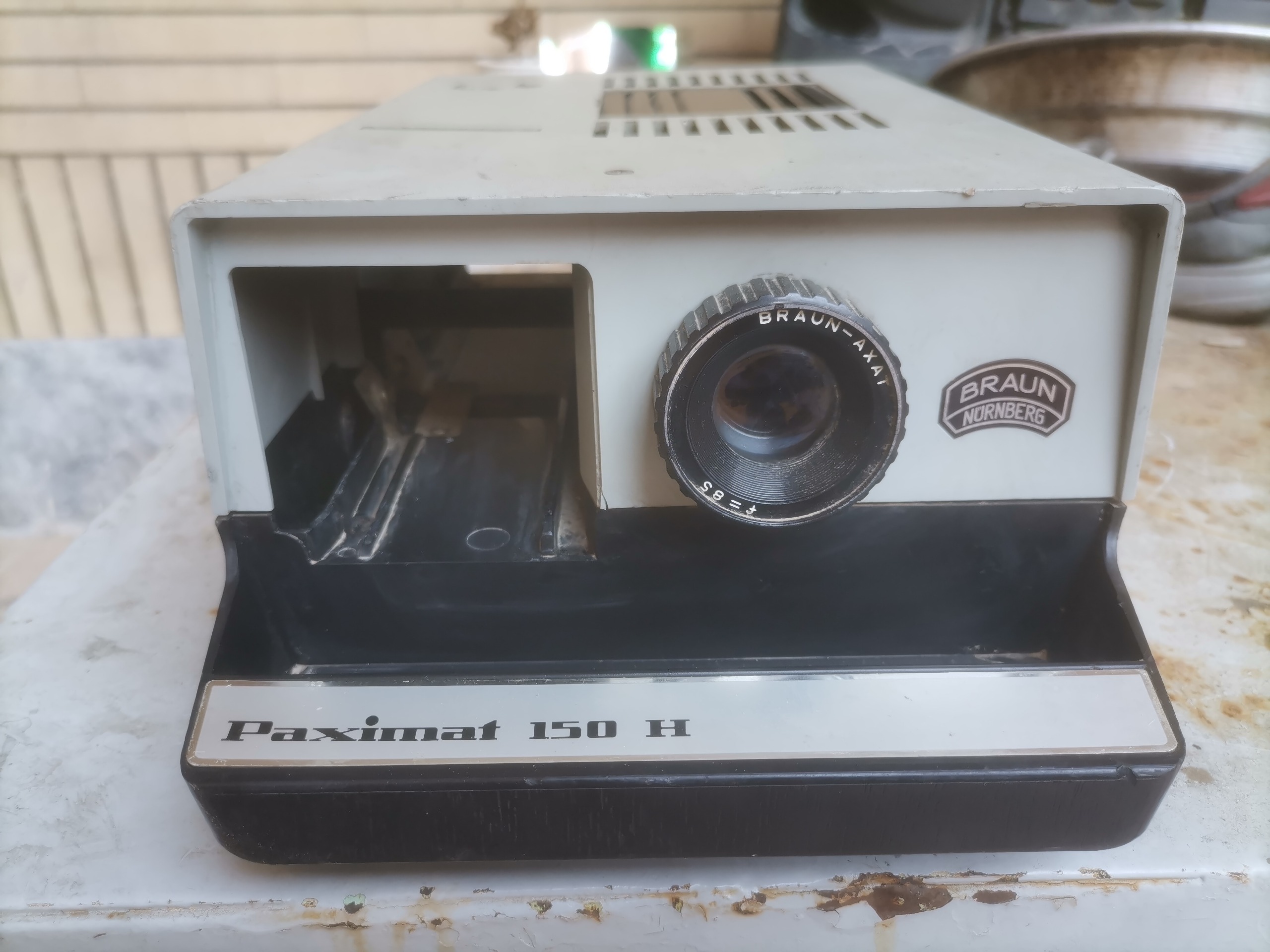 اسلاید پروژکتور آنتیک BRAUN زیبا بدون ناقصی