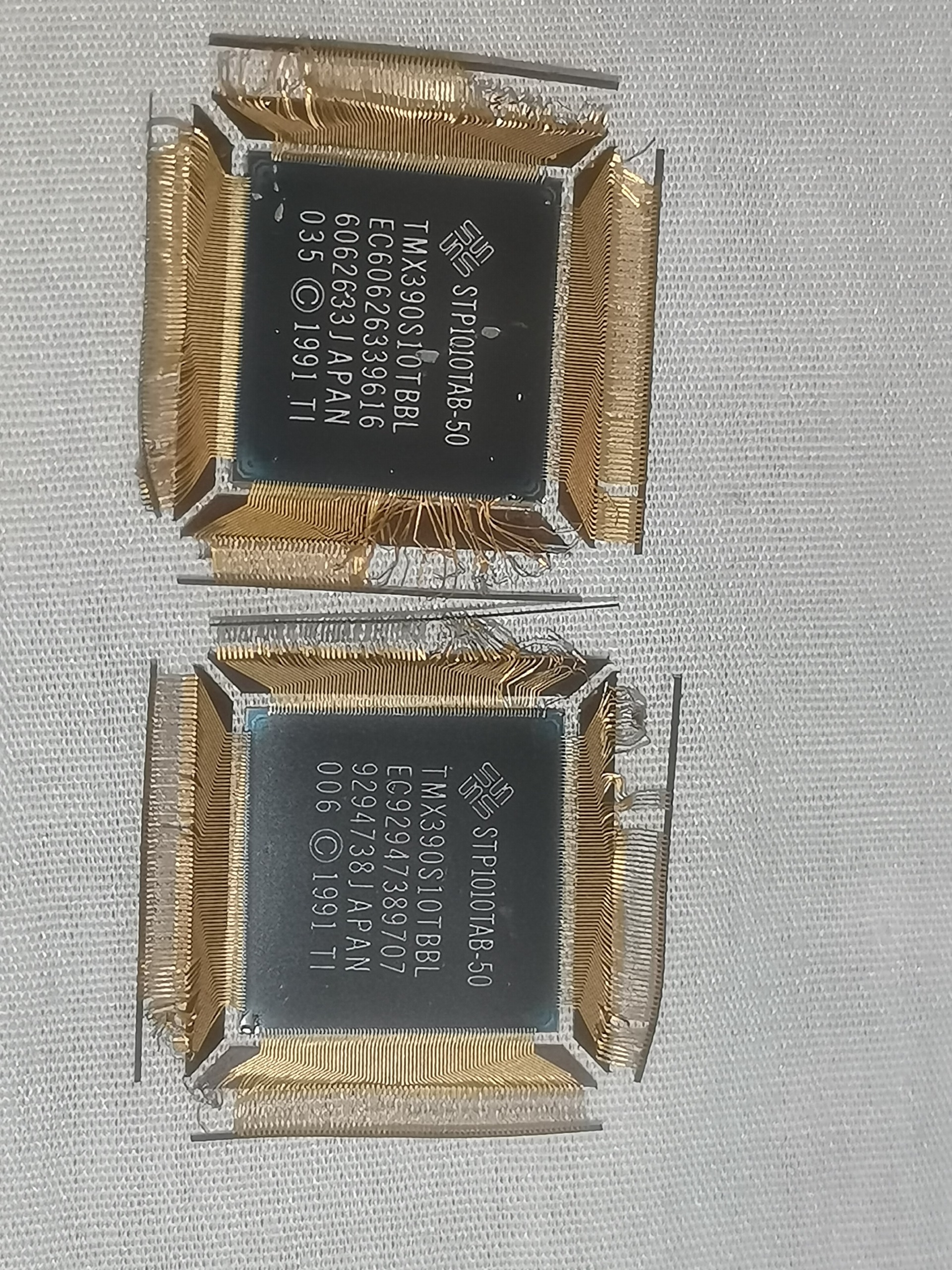 2عدد سی پی یو مخابراتی آنتیک SUN MICROSYSTEMS