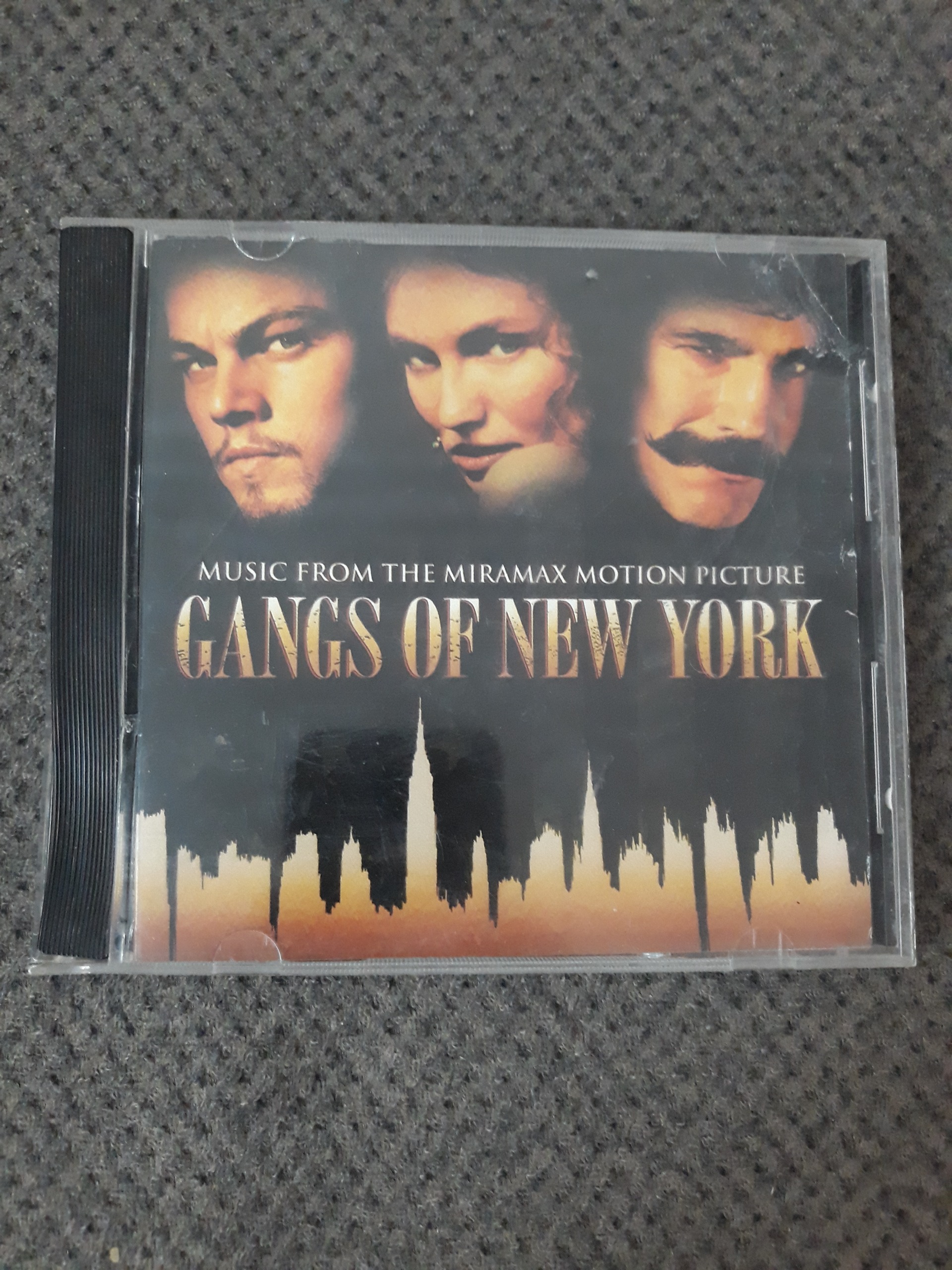 آلبوم موسیقی متن فیلم دار و دسته نیویورکی ها اصل