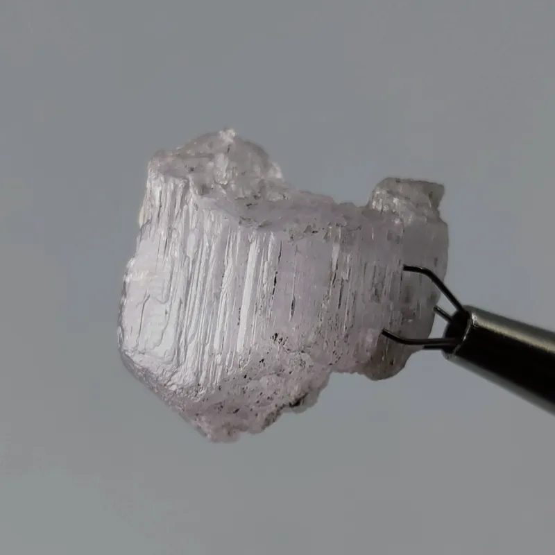 راف کریستالی کونزیت یا کنزایت معدنی افغانستان