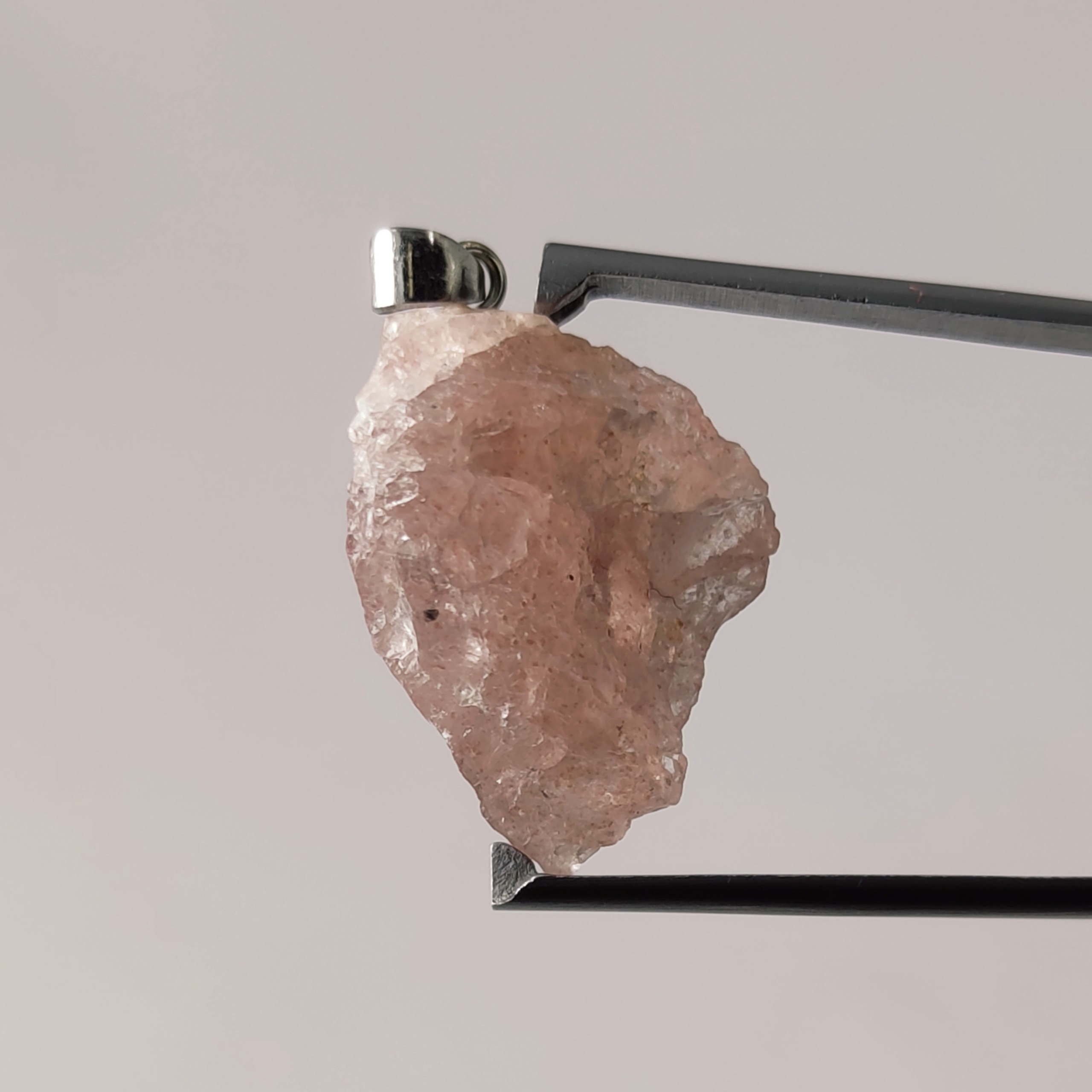 آویز سنگ چری کوارتز معدنی و طبیعی