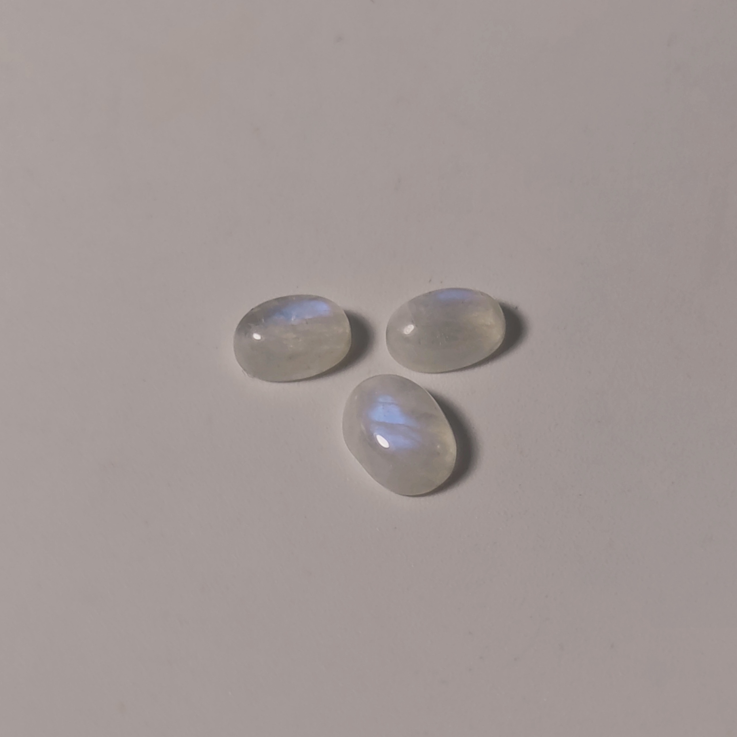 3 عدد سنگ ماه (مون استون،لابرادوریت سفید) معدنی