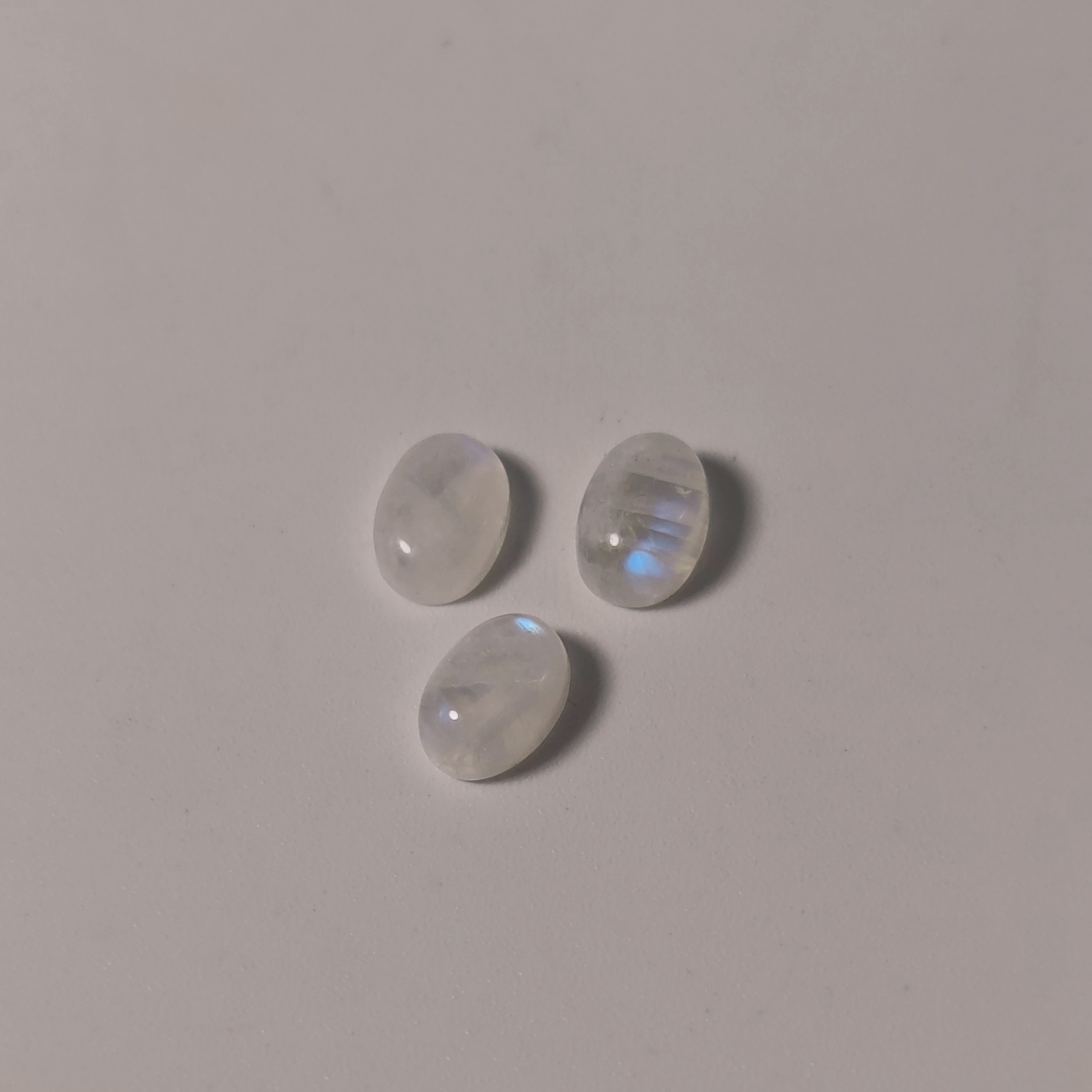 3 عدد سنگ ماه (مون استون،لابرادوریت سفید) معدنی