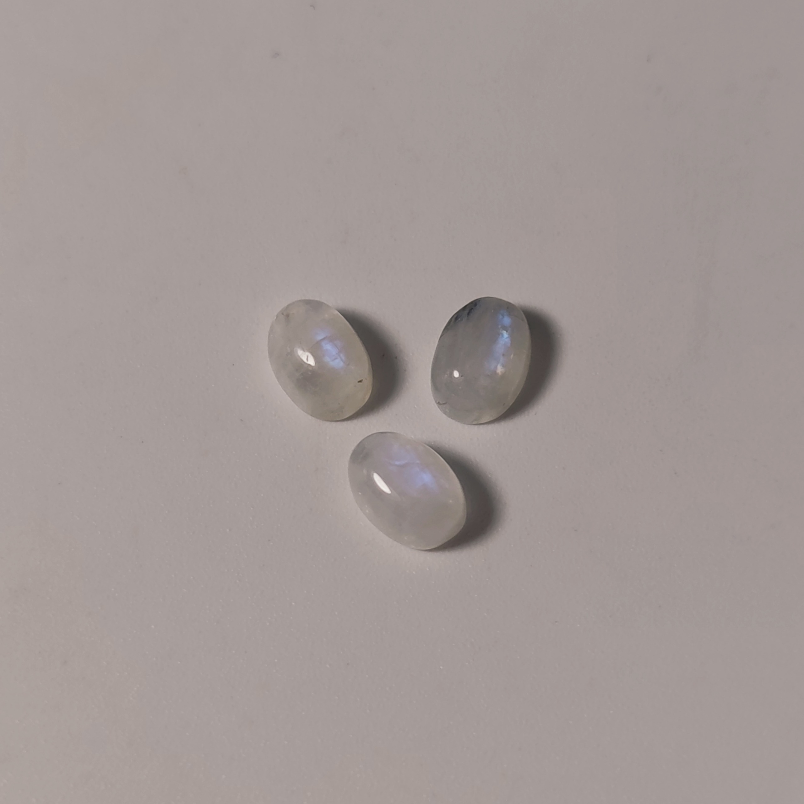 3 عدد سنگ ماه (مون استون،لابرادوریت سفید) معدنی