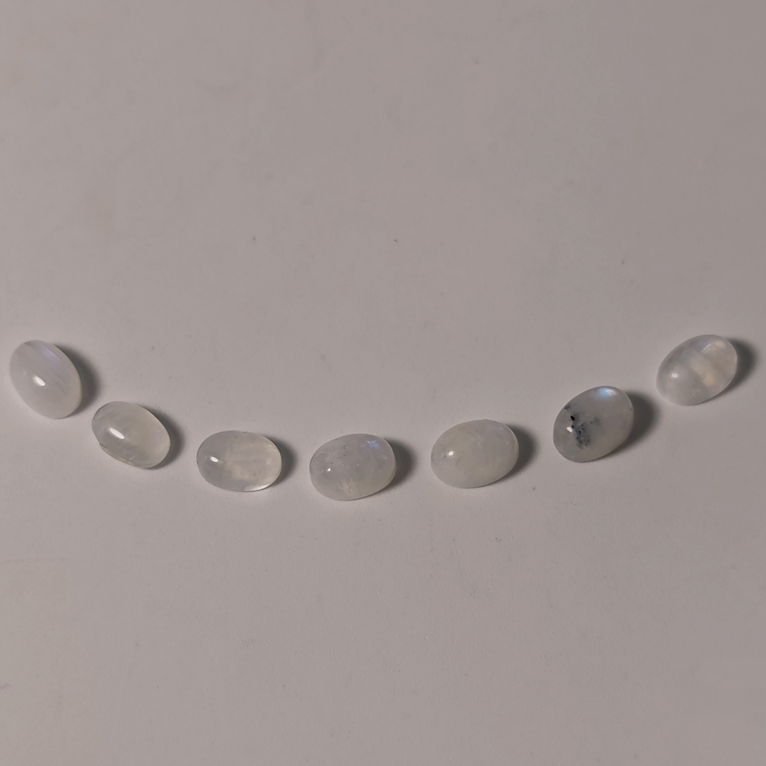 7 عدد سنگ ماه (مون استون،لابرادوریت سفید) معدنی