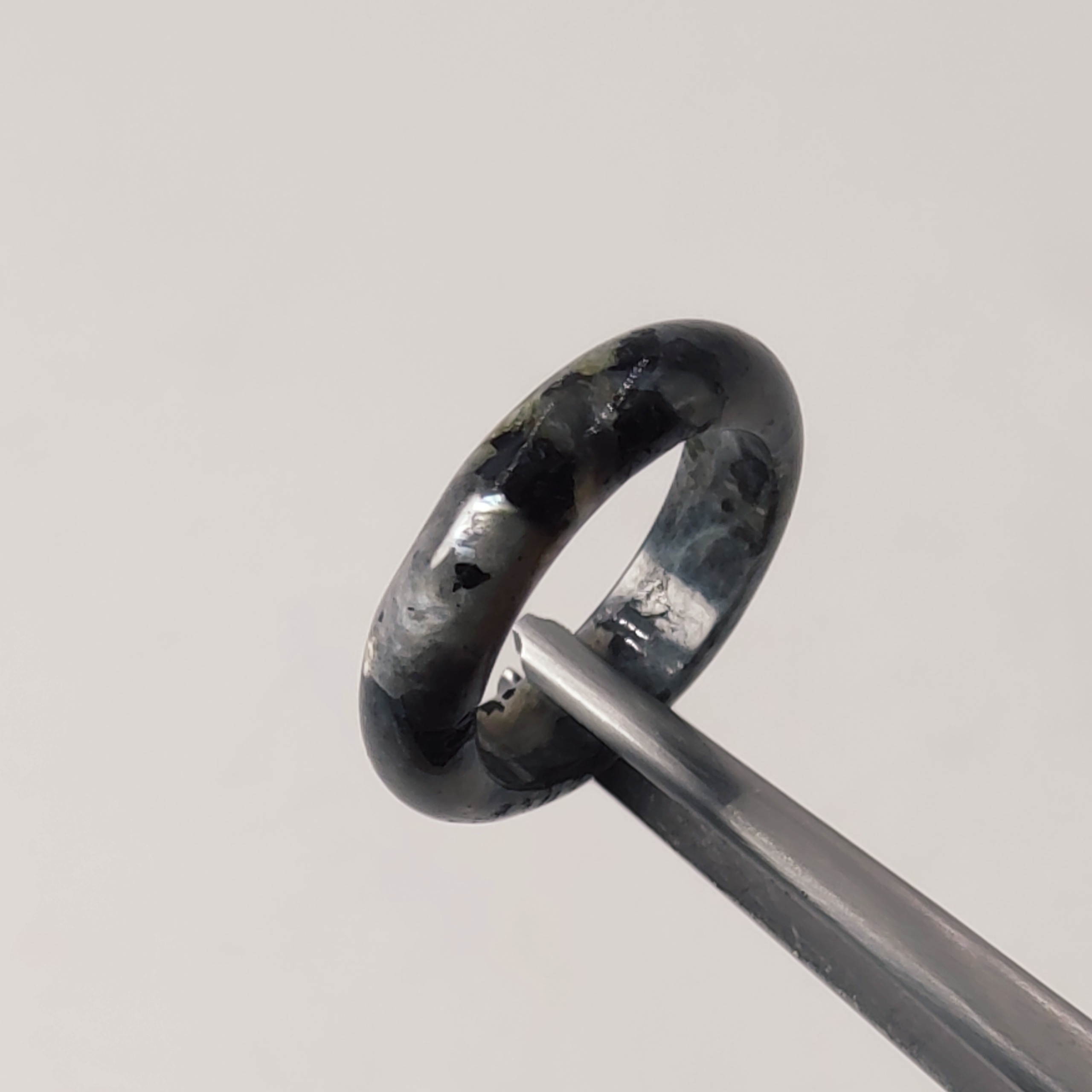 حلقه یا انگشتر سنگ لارویکیت معدنی و طبیعی