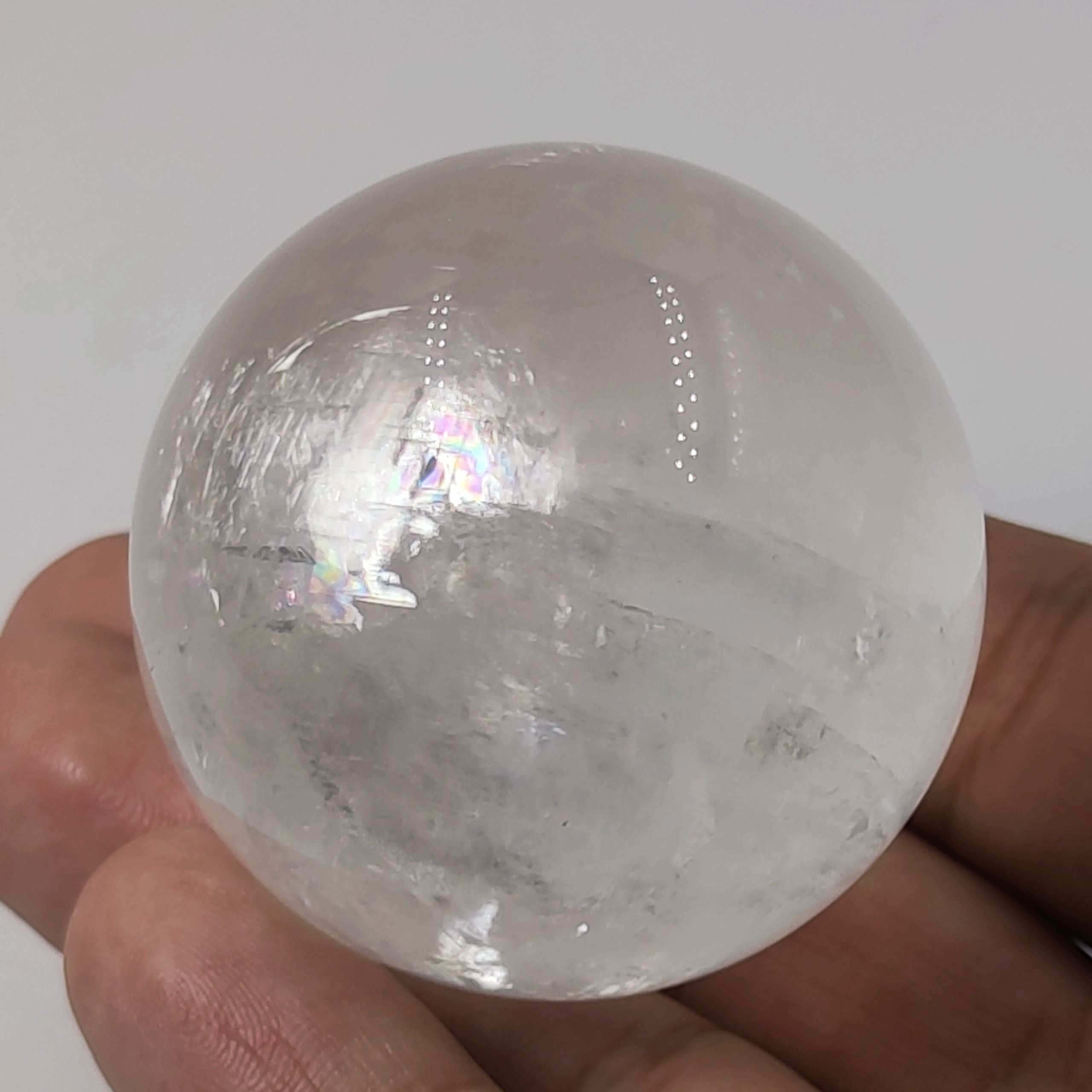 گوی سنگ کلسیت معدنی کشور مکزیک (دارای تلألو)